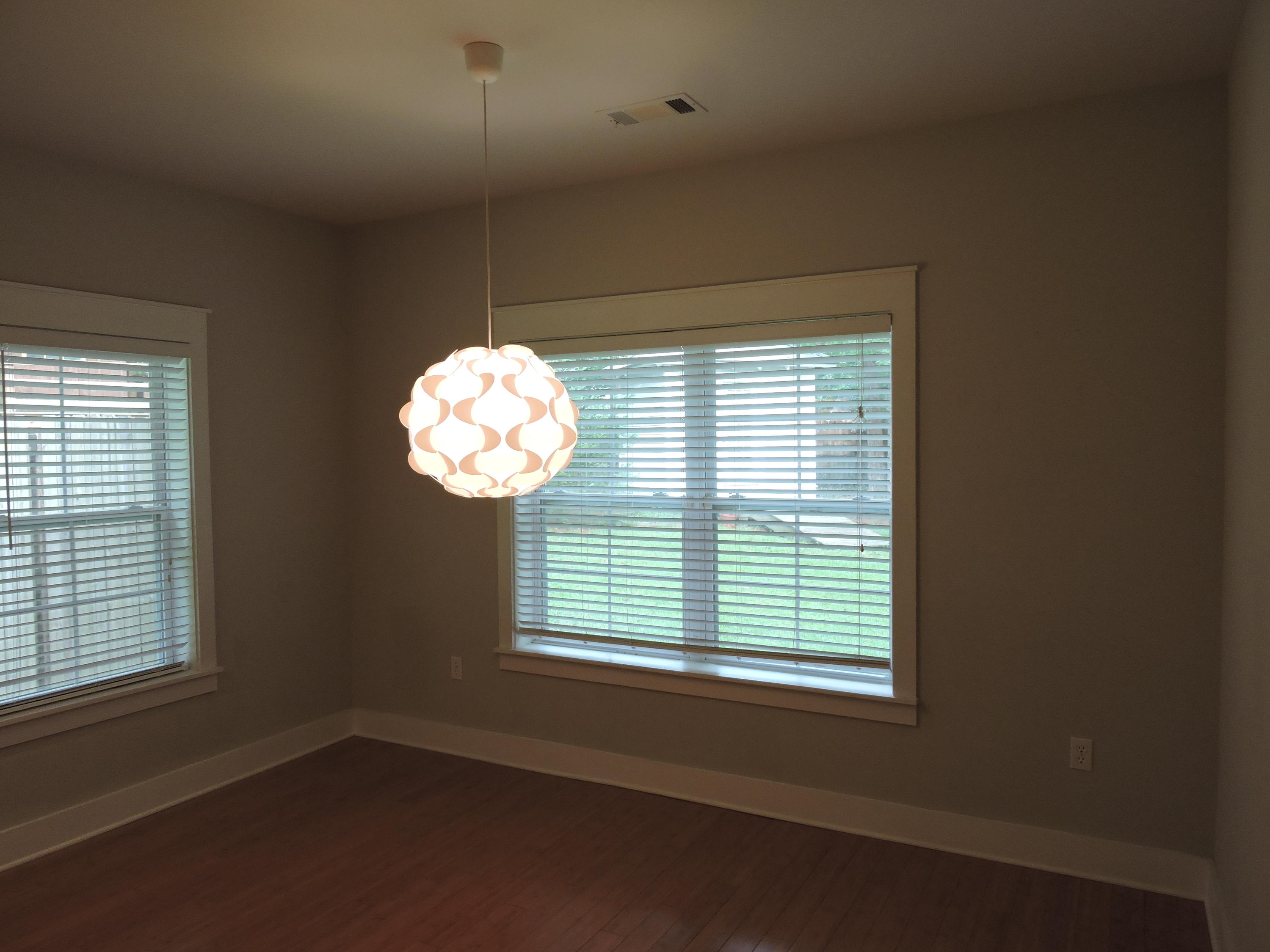 FOXWOOD ESTATES 1 - Residential Lease