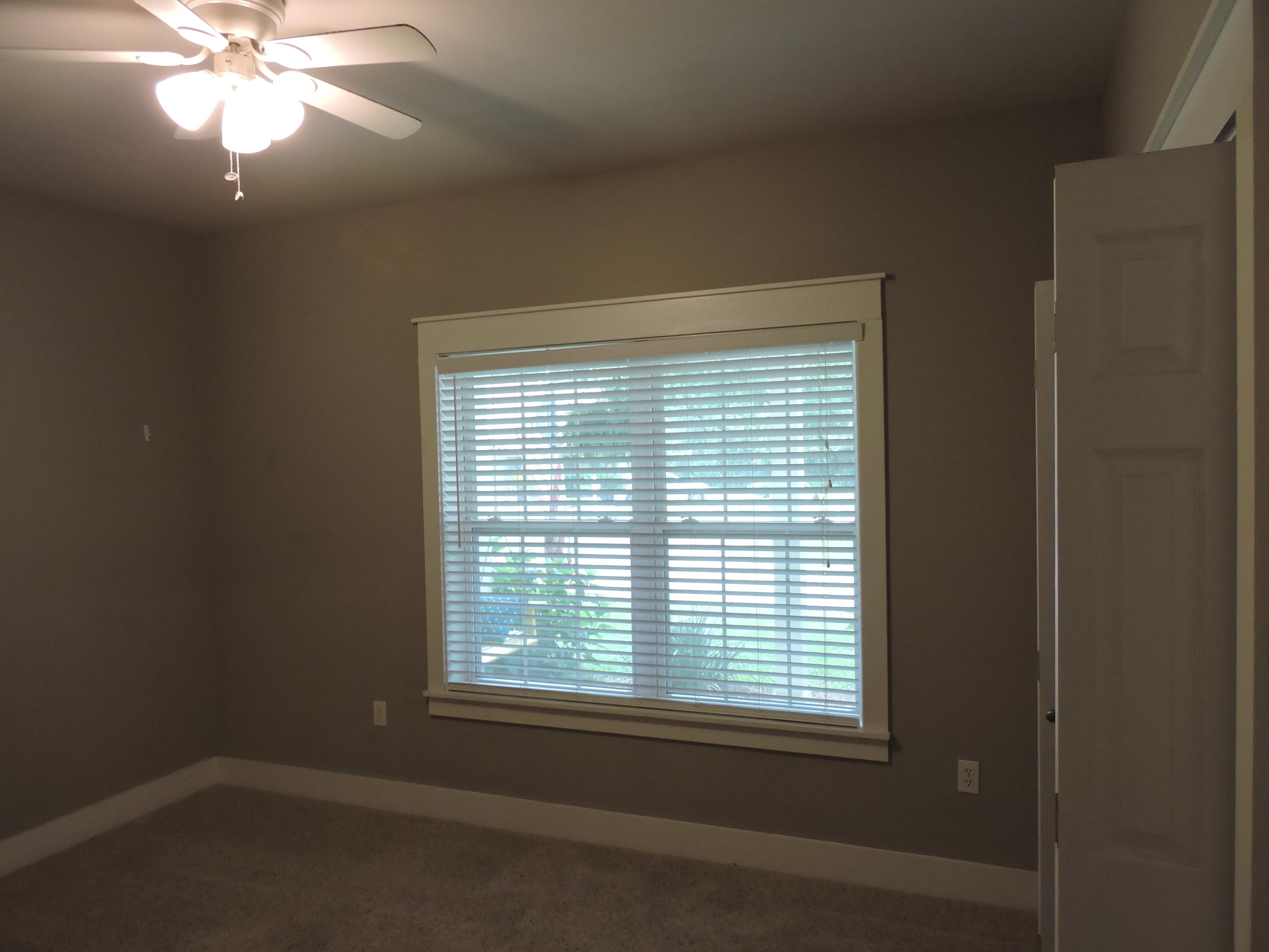 FOXWOOD ESTATES 1 - Residential Lease