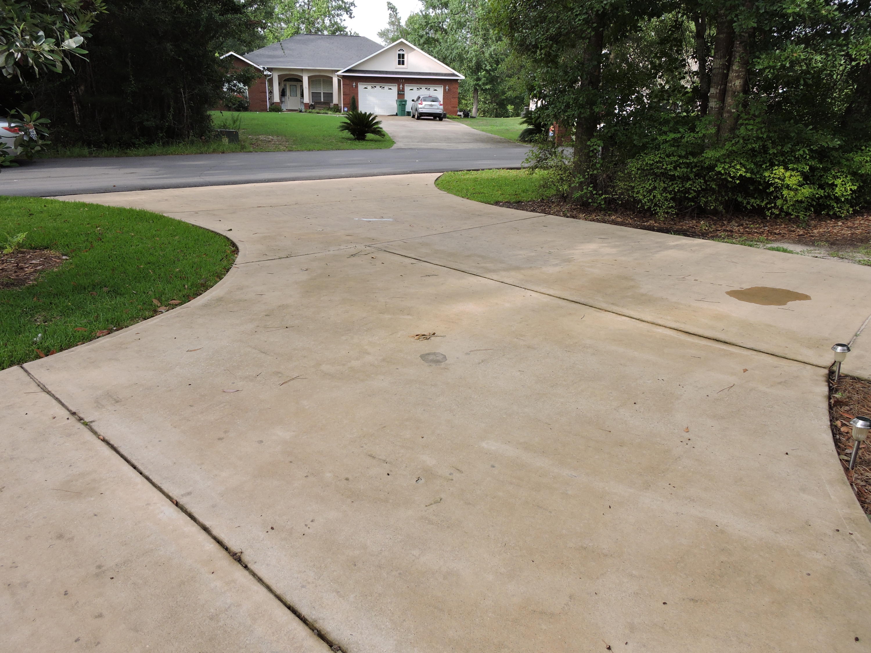 FOXWOOD ESTATES 1 - Residential Lease