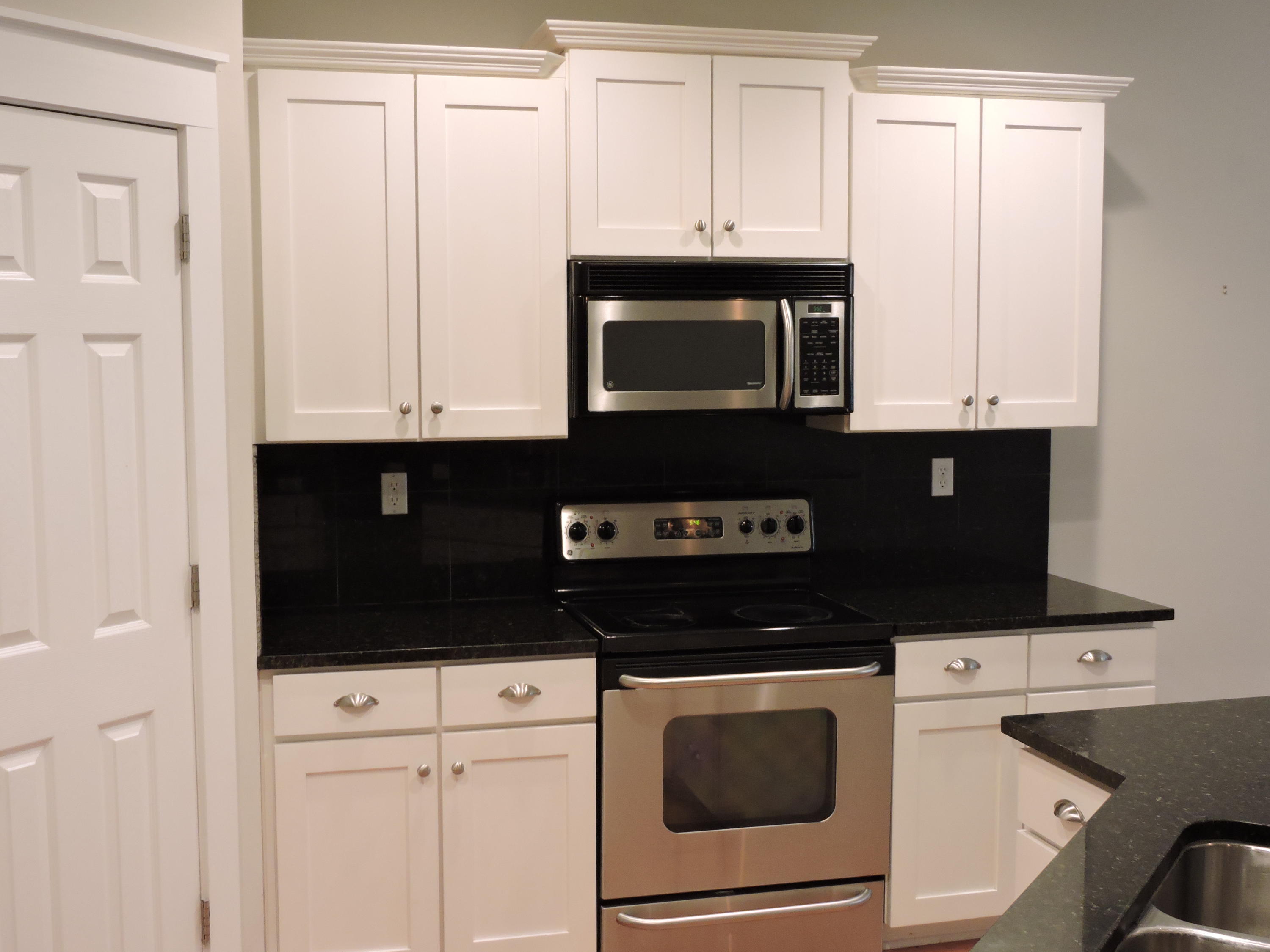 FOXWOOD ESTATES 1 - Residential Lease