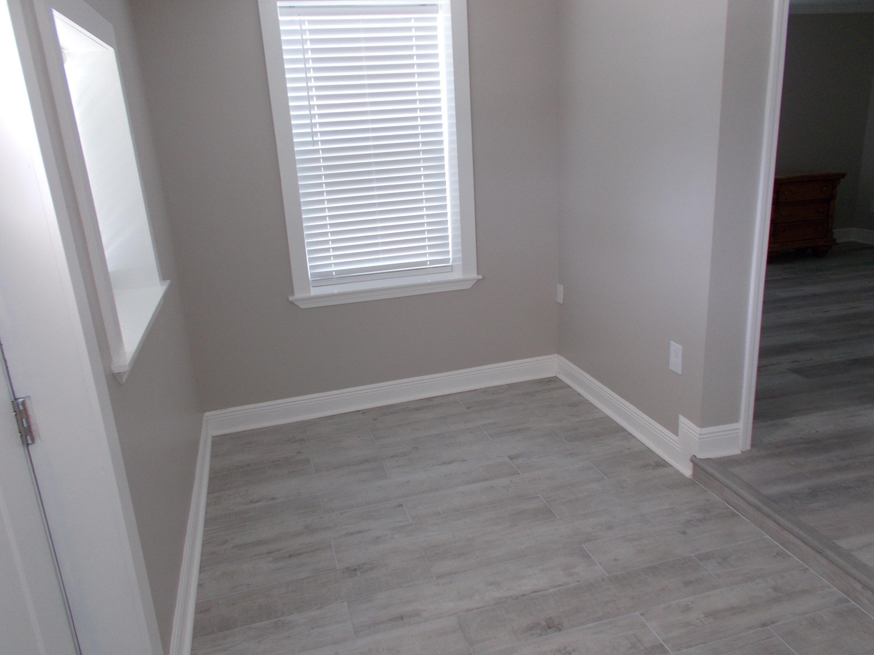 BID-A-WEE S/D - Residential