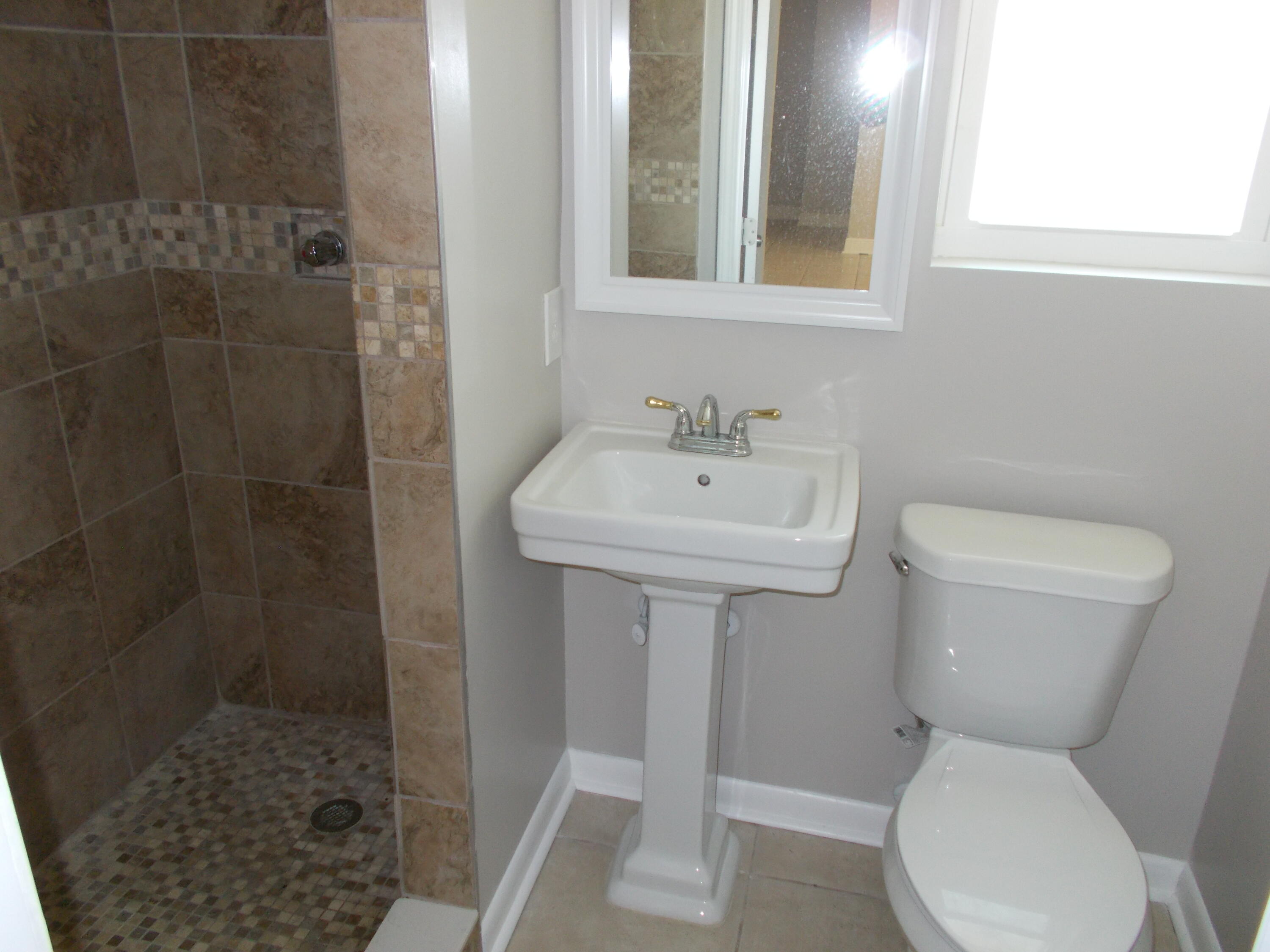 BID-A-WEE S/D - Residential