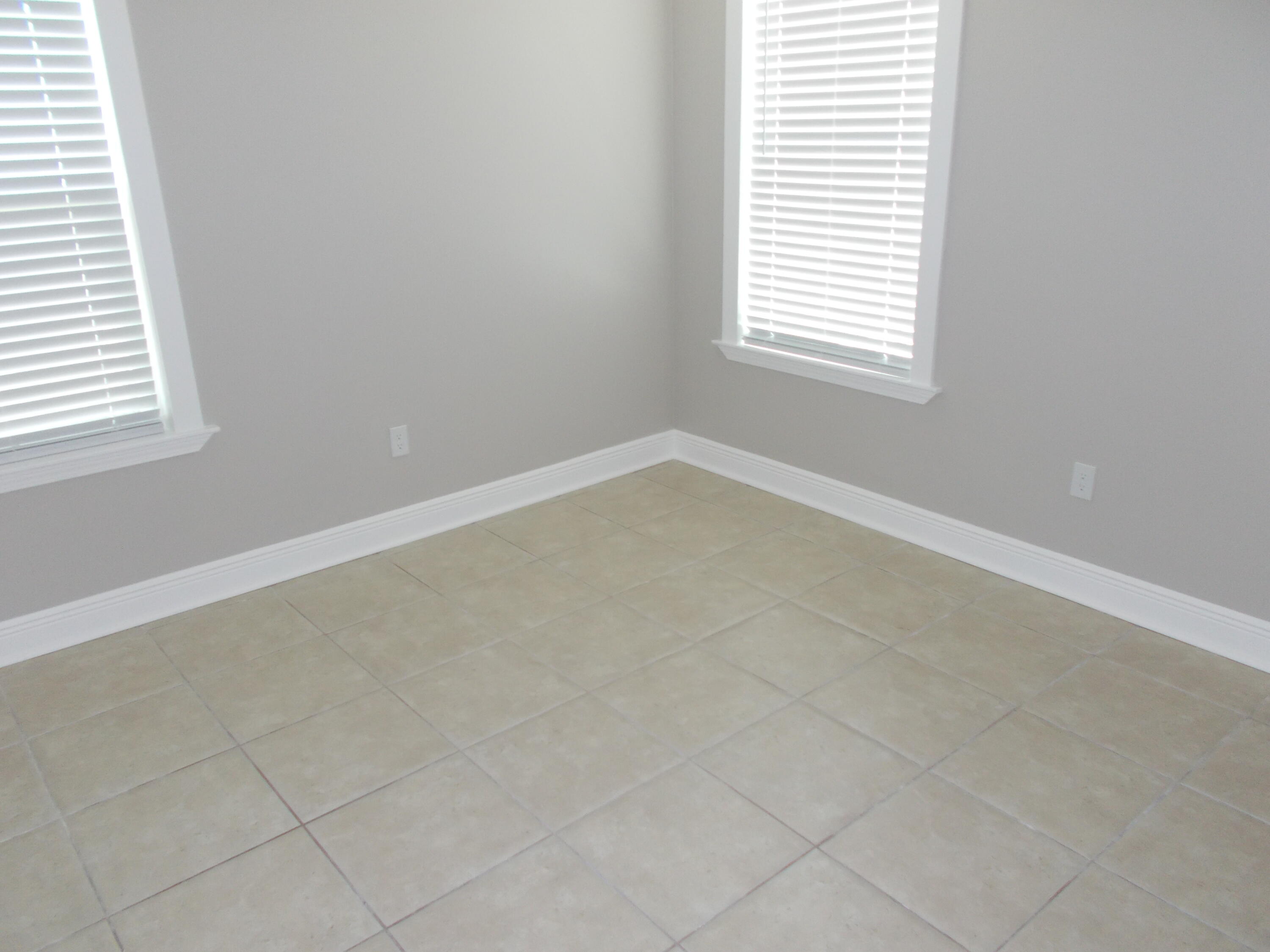 BID-A-WEE S/D - Residential