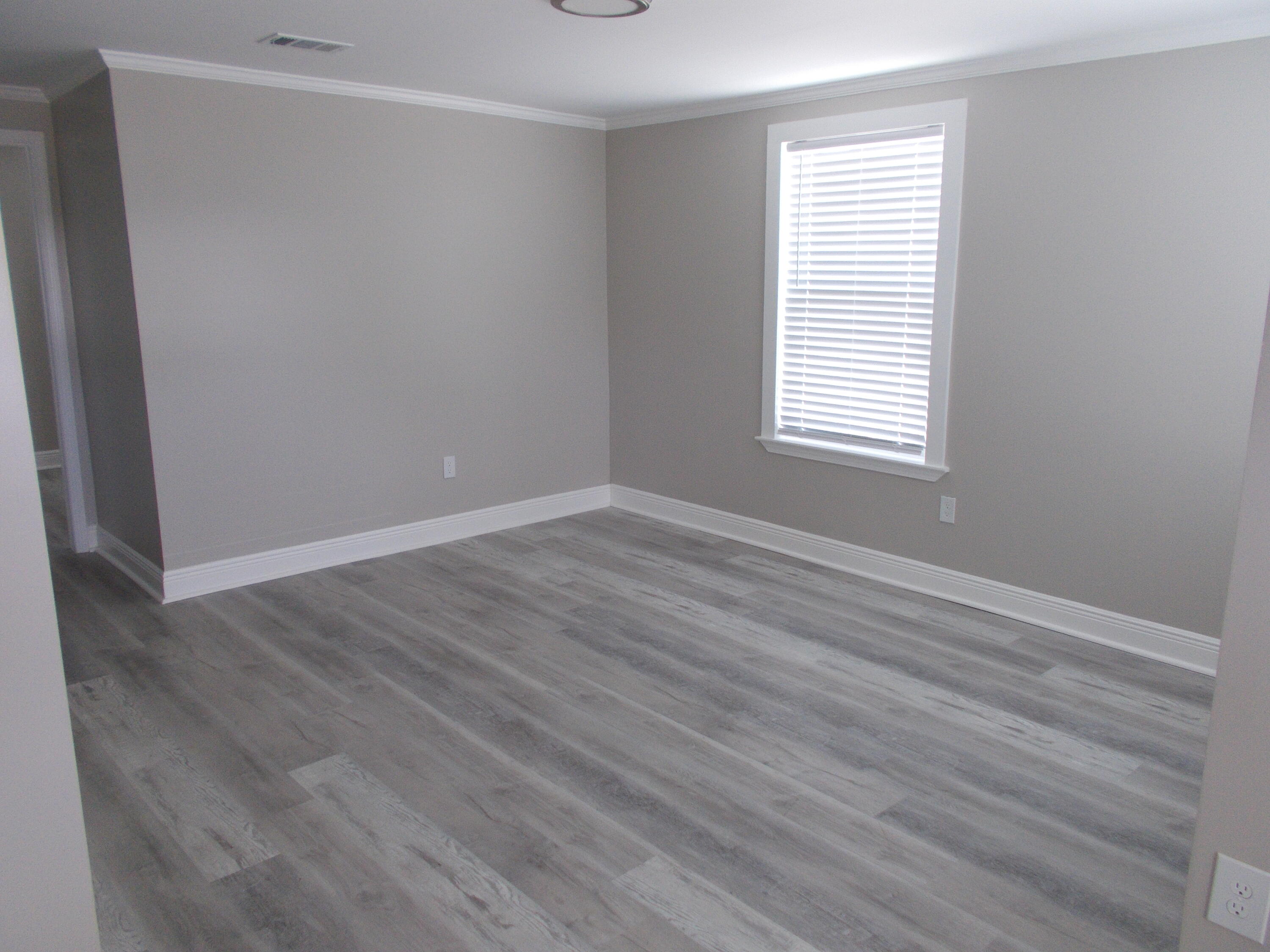 BID-A-WEE S/D - Residential