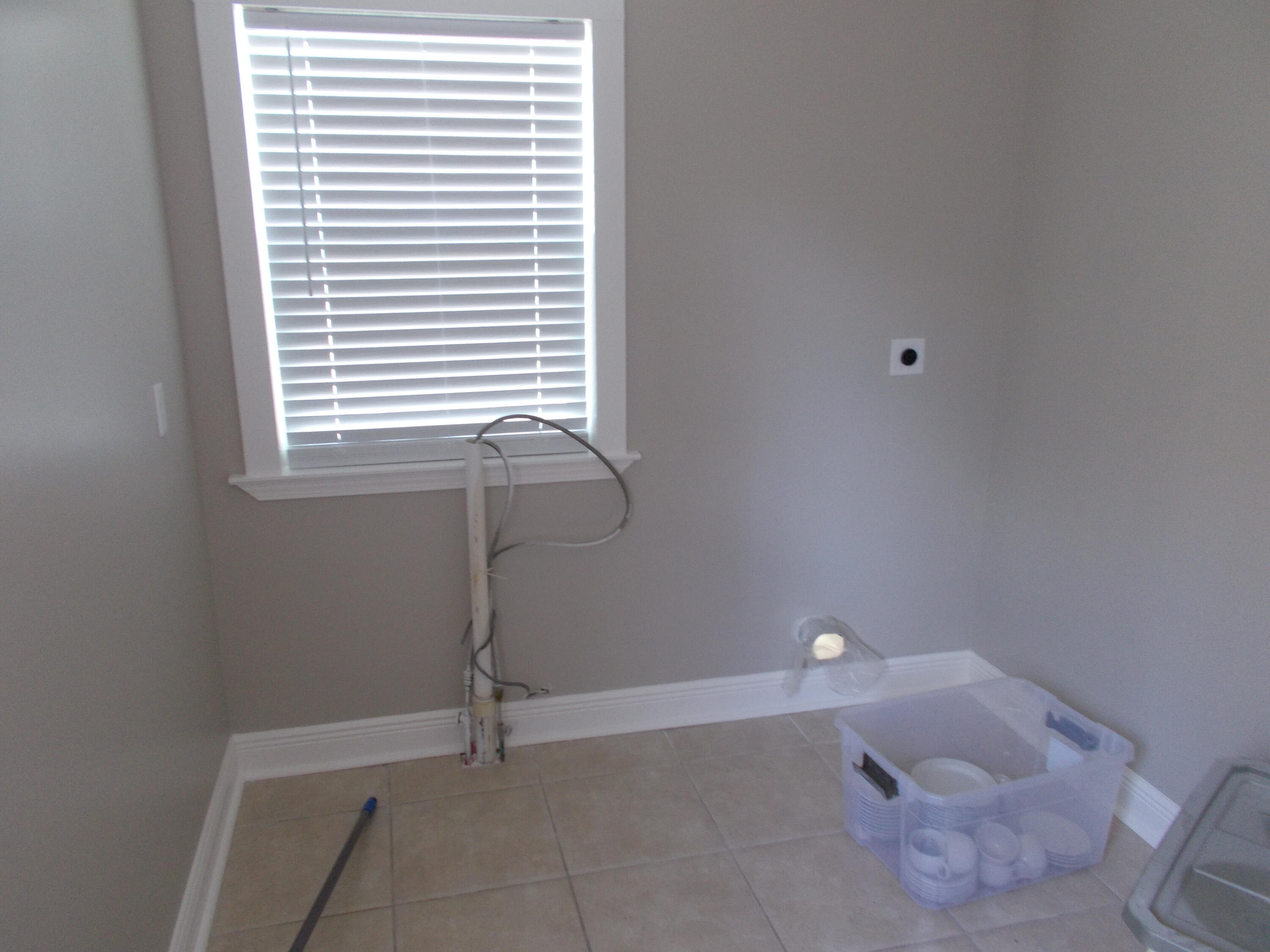 BID-A-WEE S/D - Residential