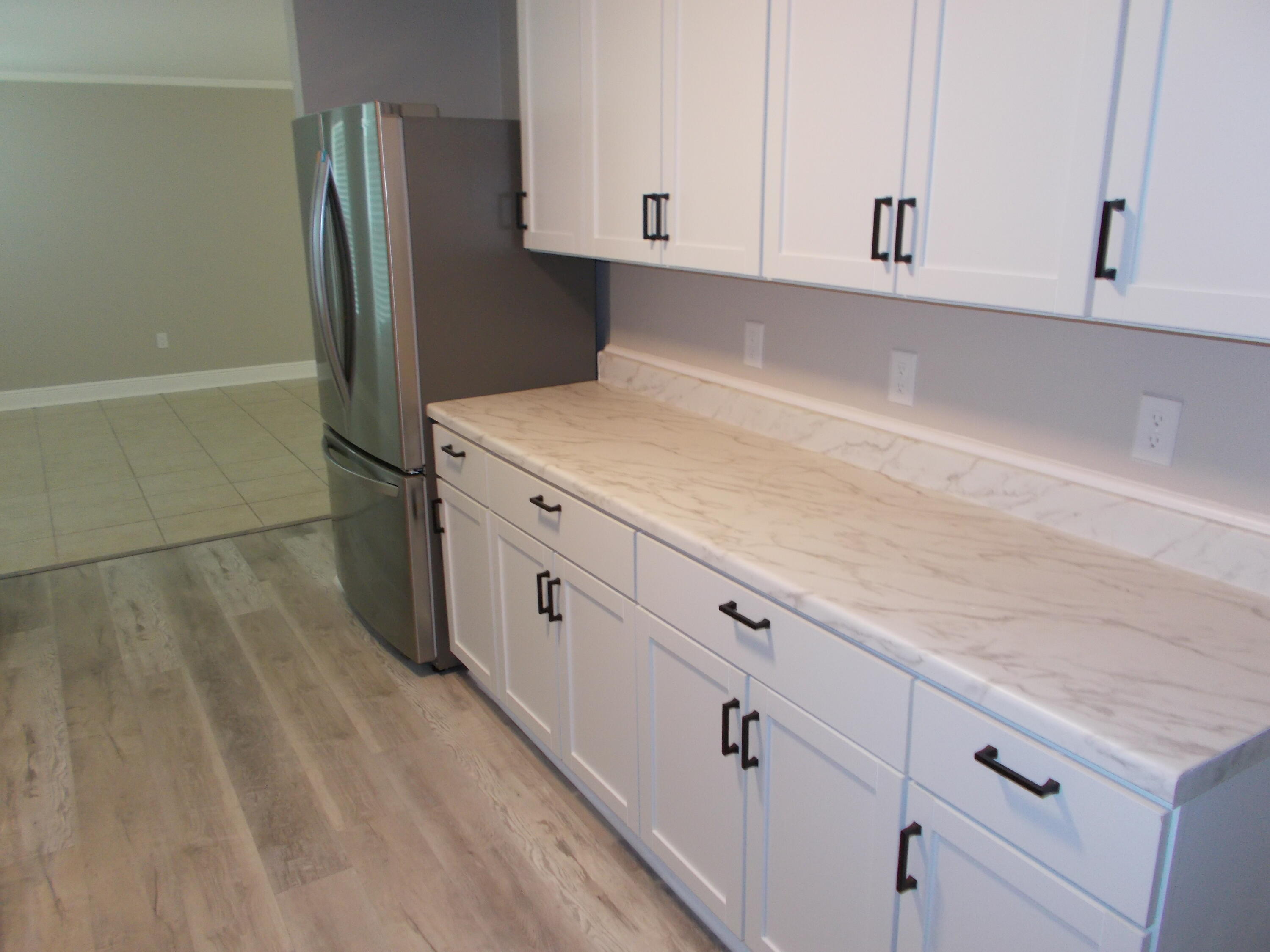 BID-A-WEE S/D - Residential