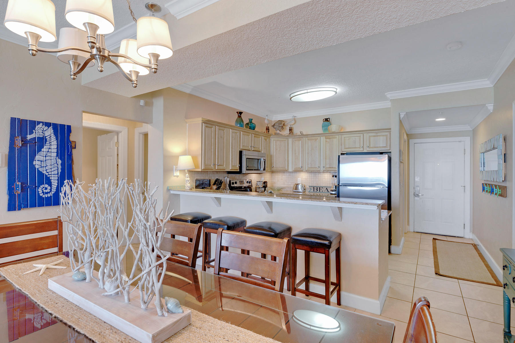 TROPIC WINDS - Residential