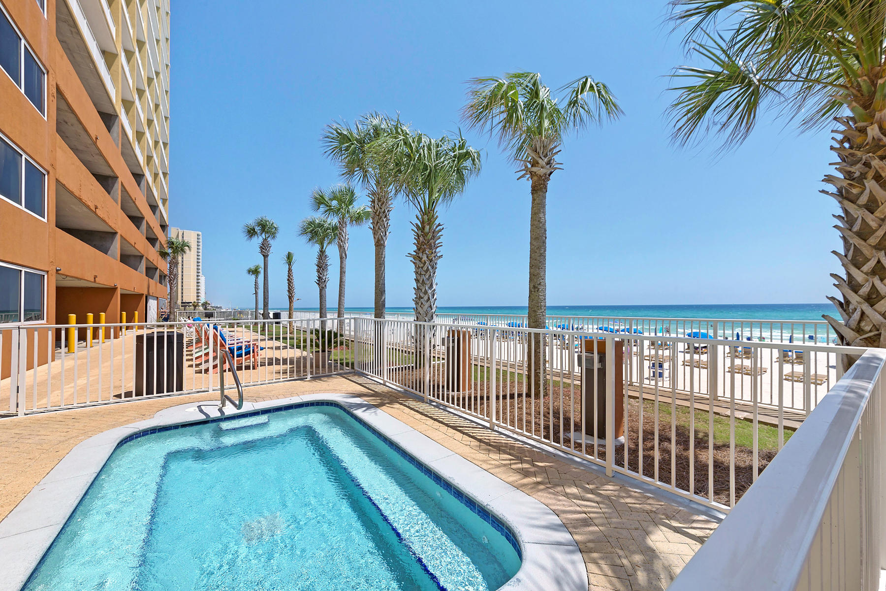 TROPIC WINDS - Residential