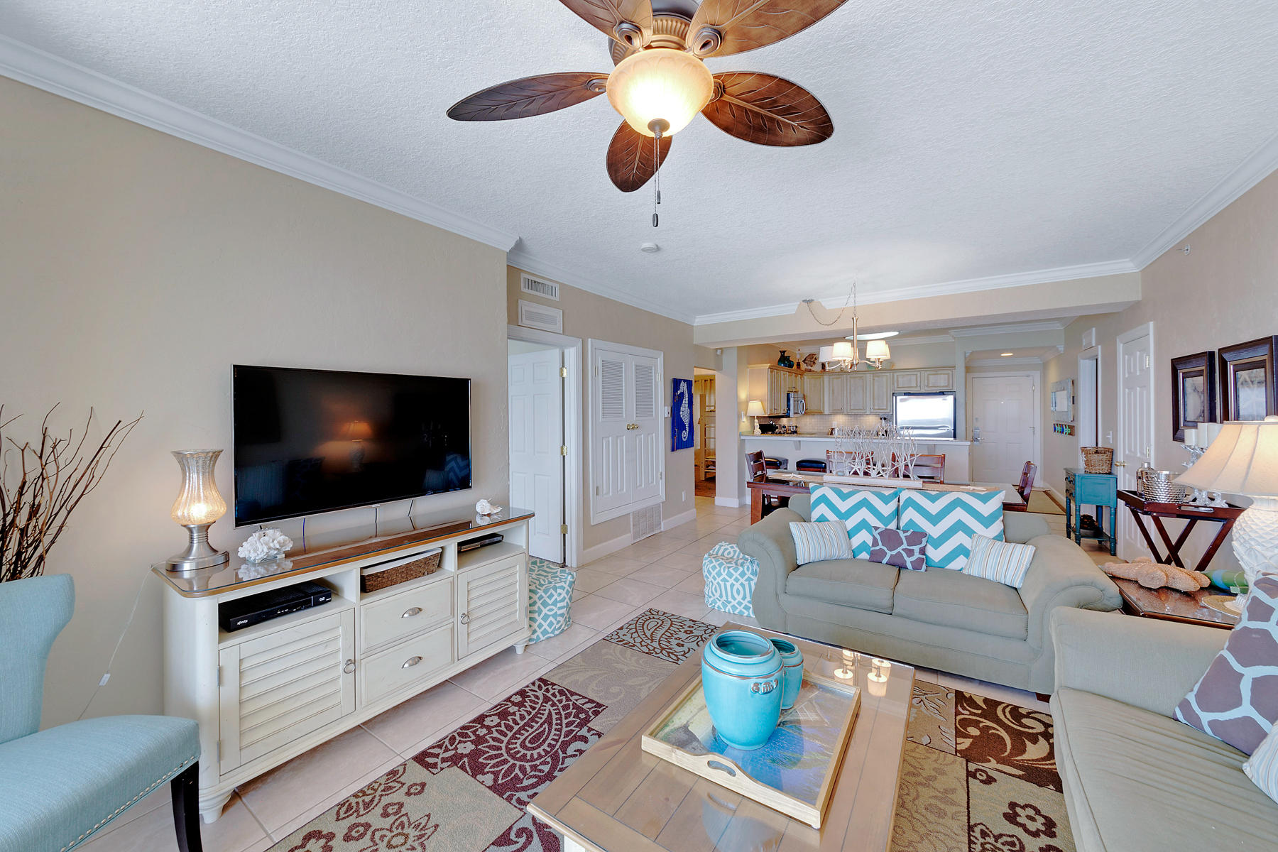 TROPIC WINDS - Residential