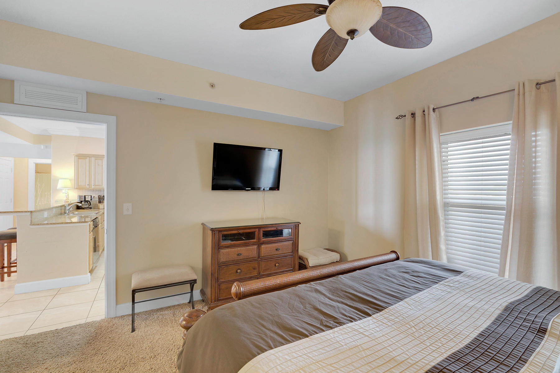 TROPIC WINDS - Residential