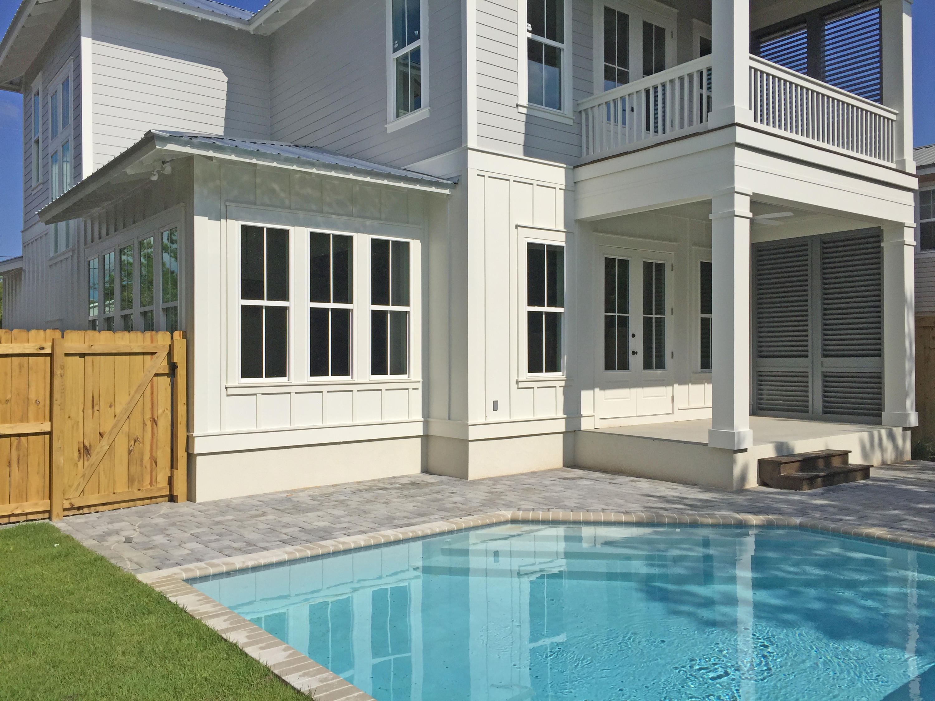 EASTERN LAKE S/D - Residential