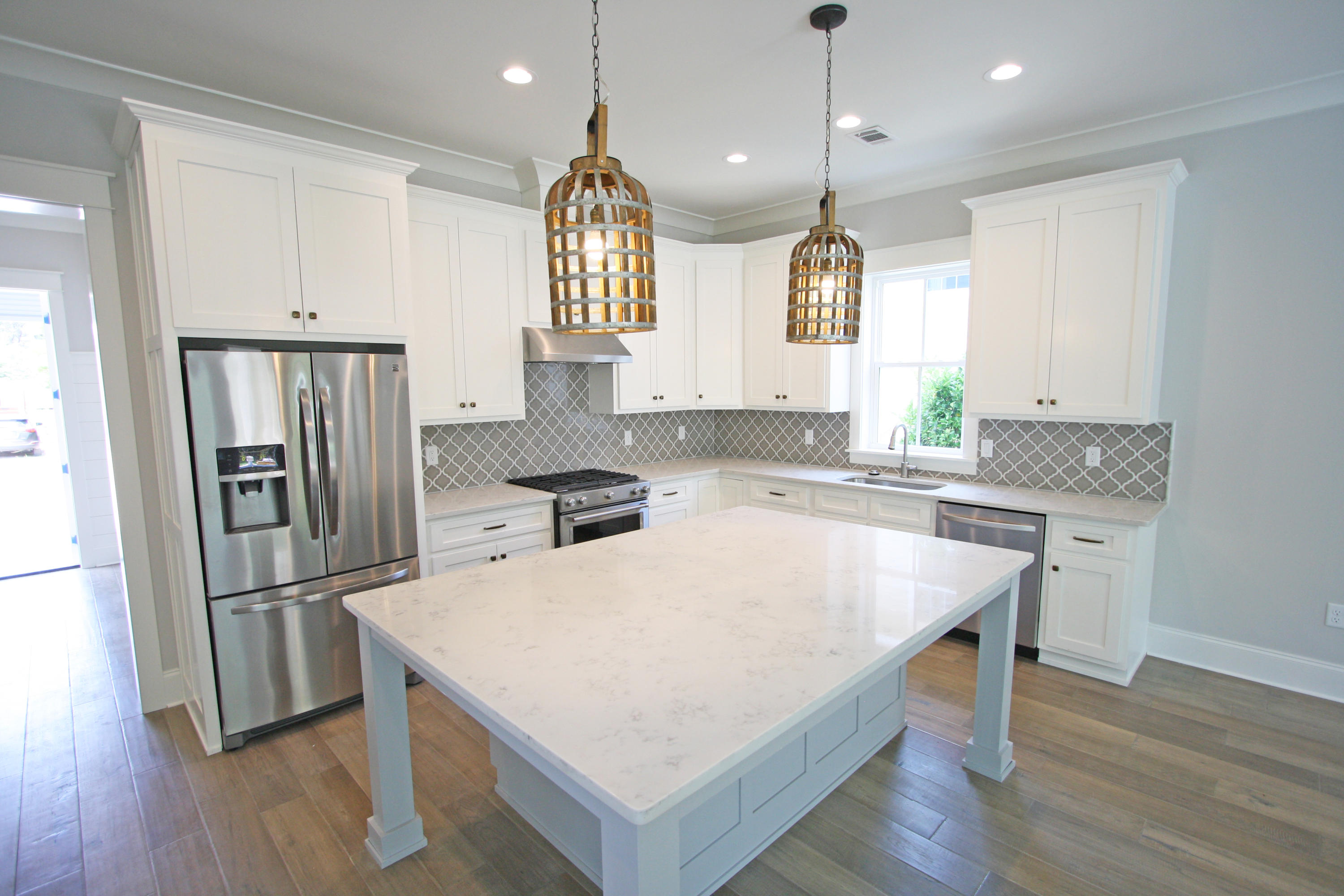 EASTERN LAKE S/D - Residential