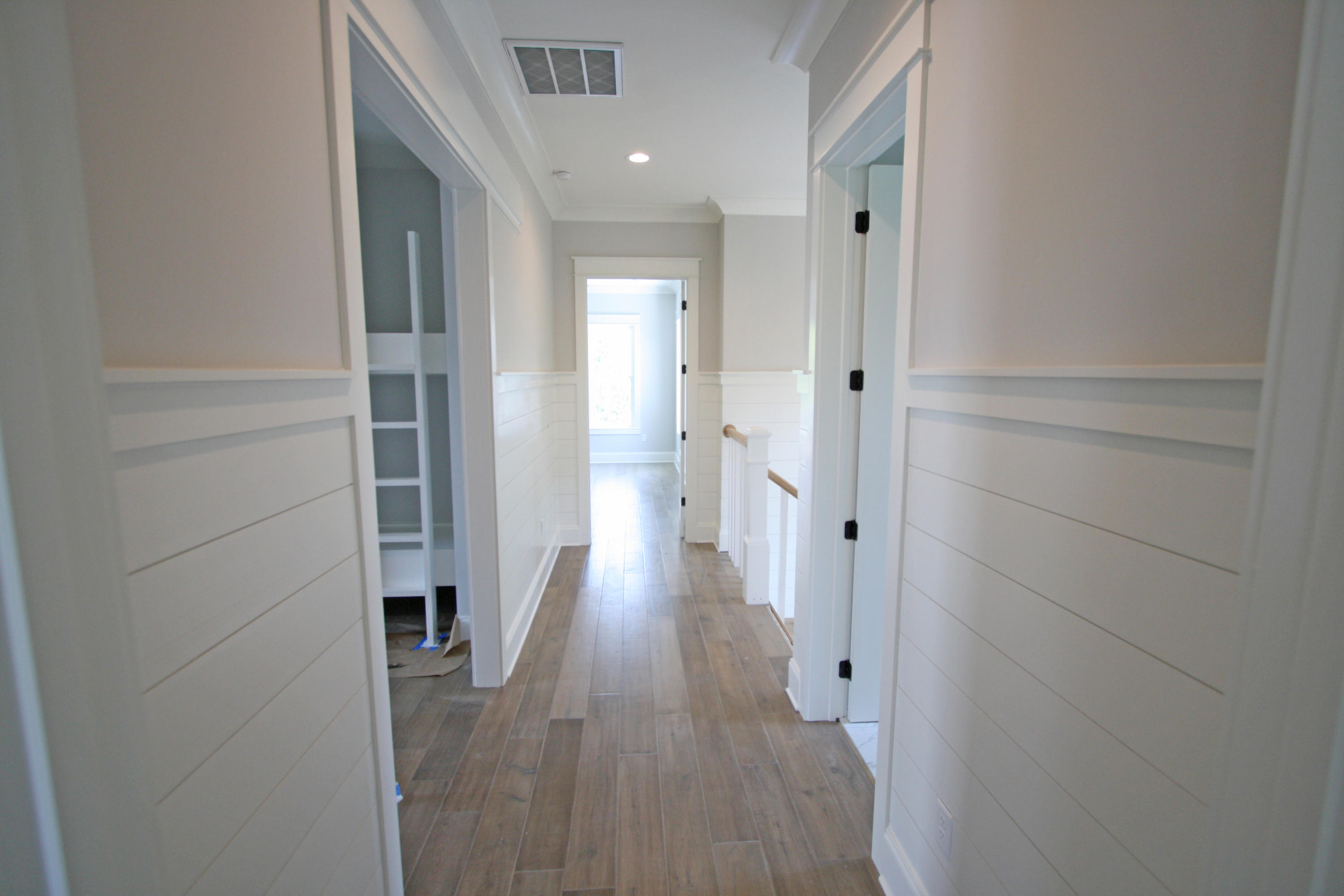 EASTERN LAKE S/D - Residential