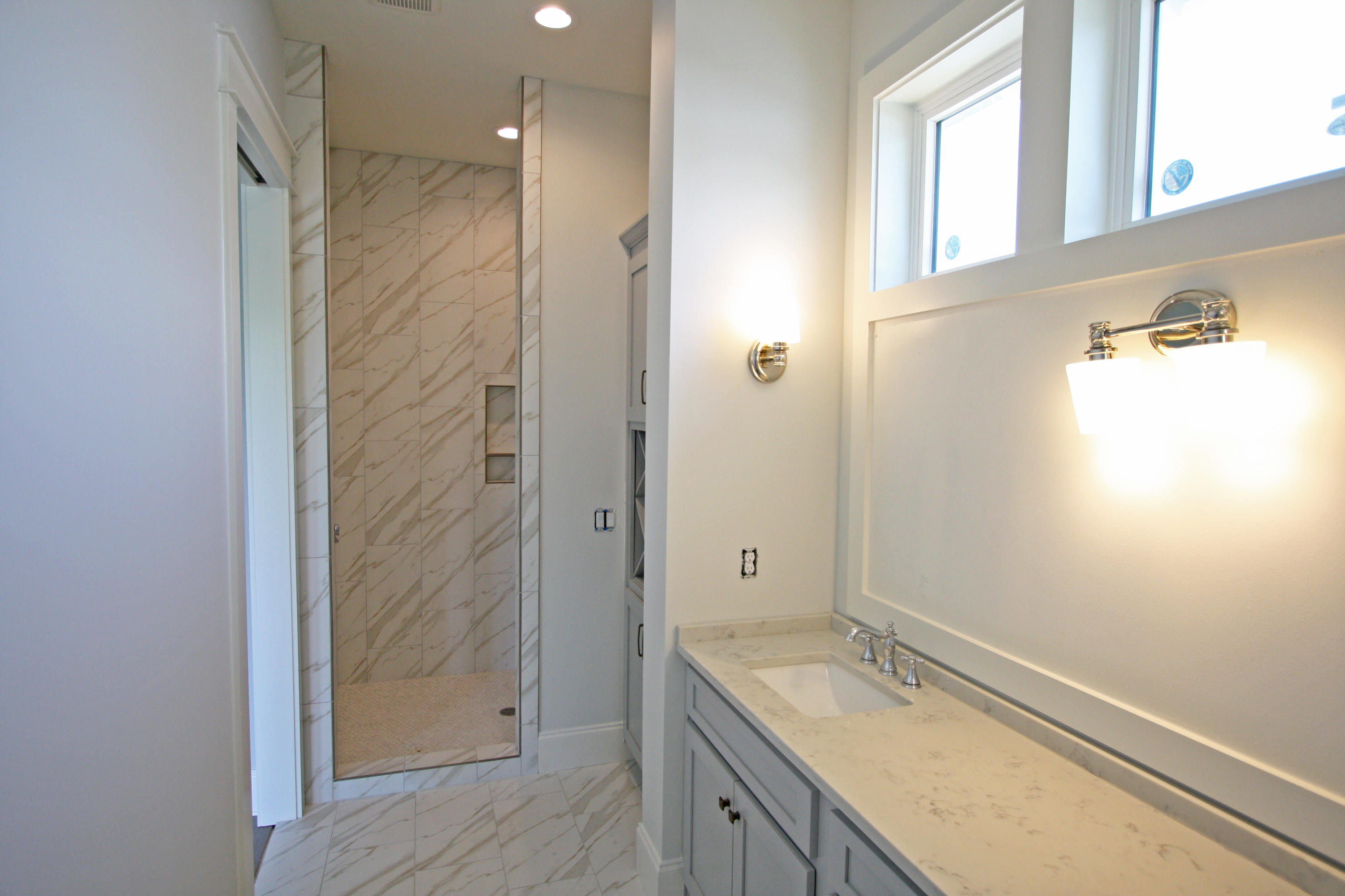 EASTERN LAKE S/D - Residential