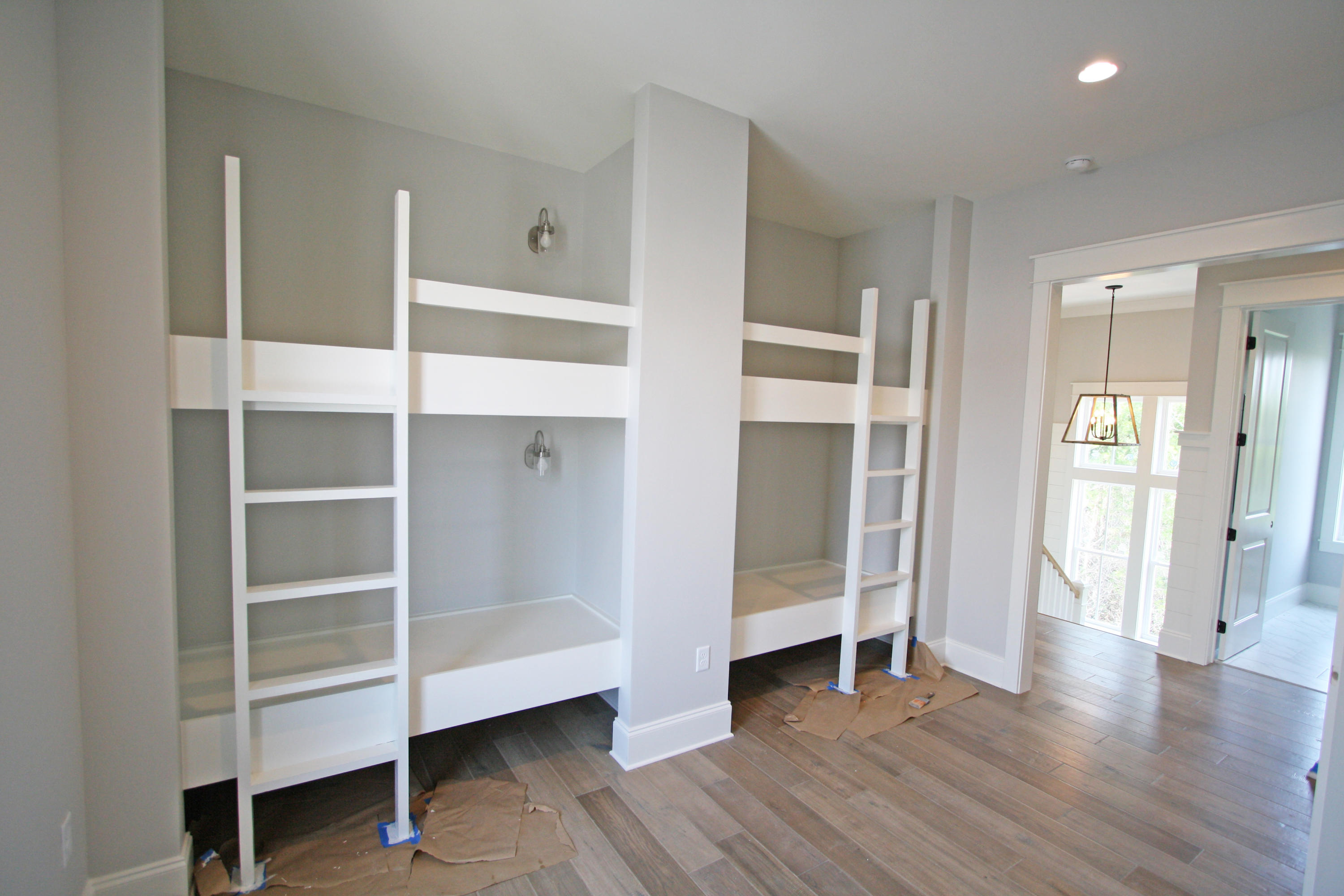 EASTERN LAKE S/D - Residential