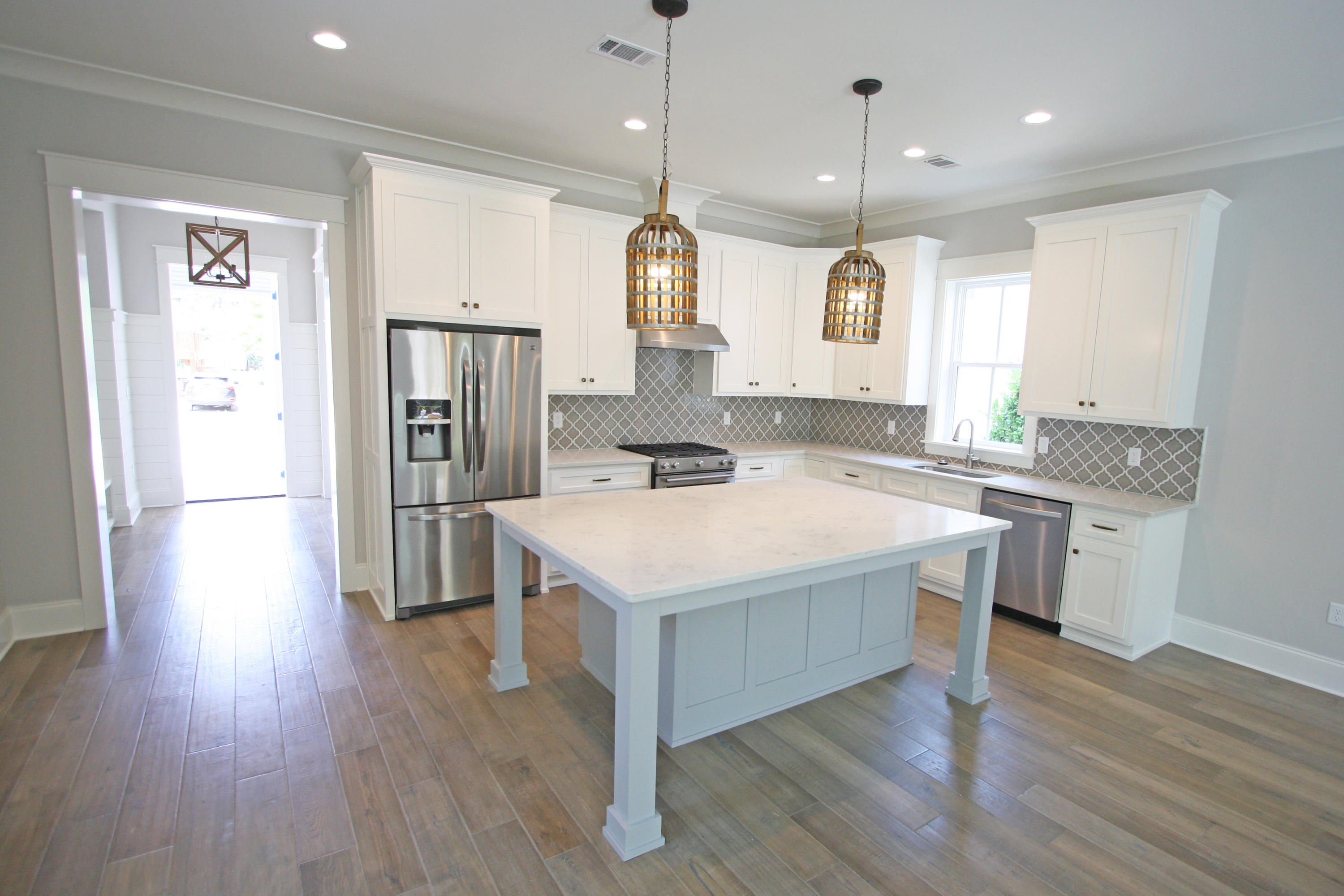 EASTERN LAKE S/D - Residential