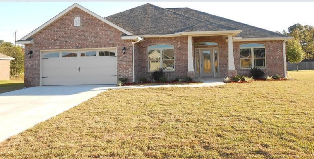 FOUR WINDS S/D - Residential