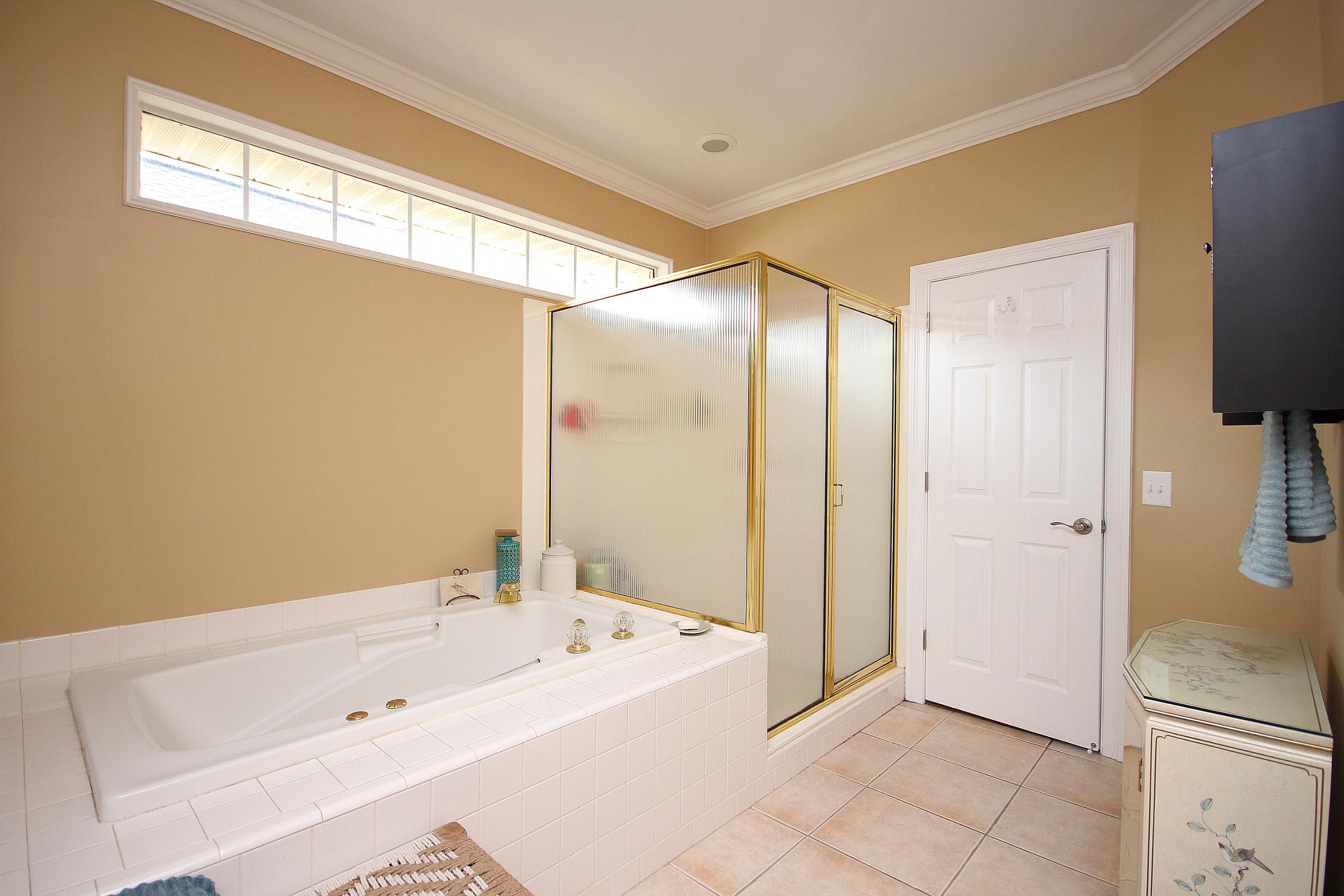 Turnberry Place lot 9 - Residential