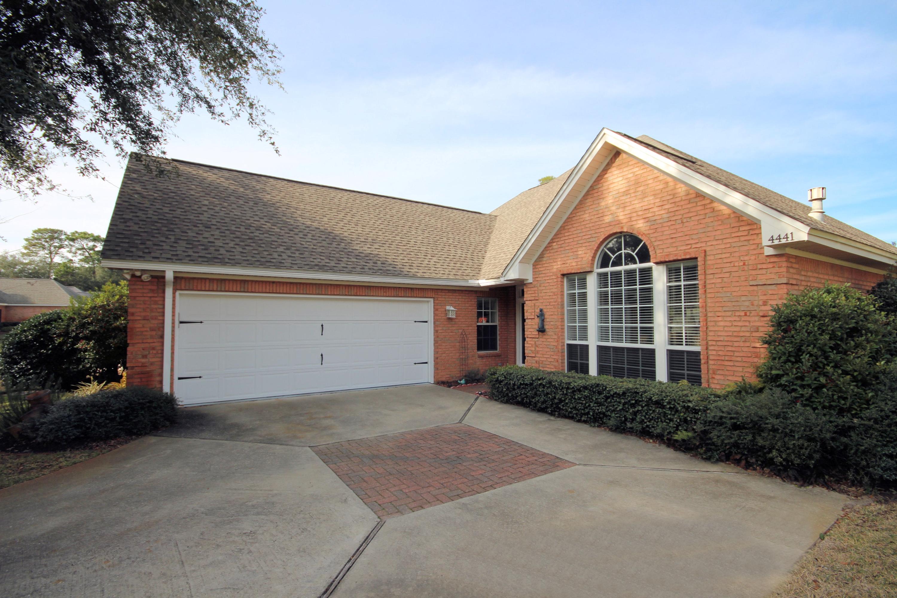 Turnberry Place lot 9 - Residential