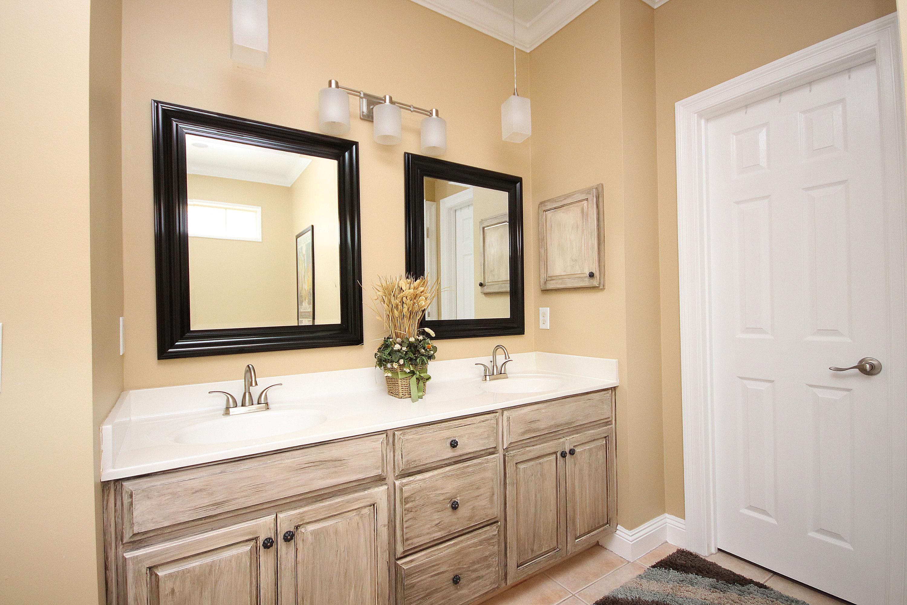 Turnberry Place lot 9 - Residential