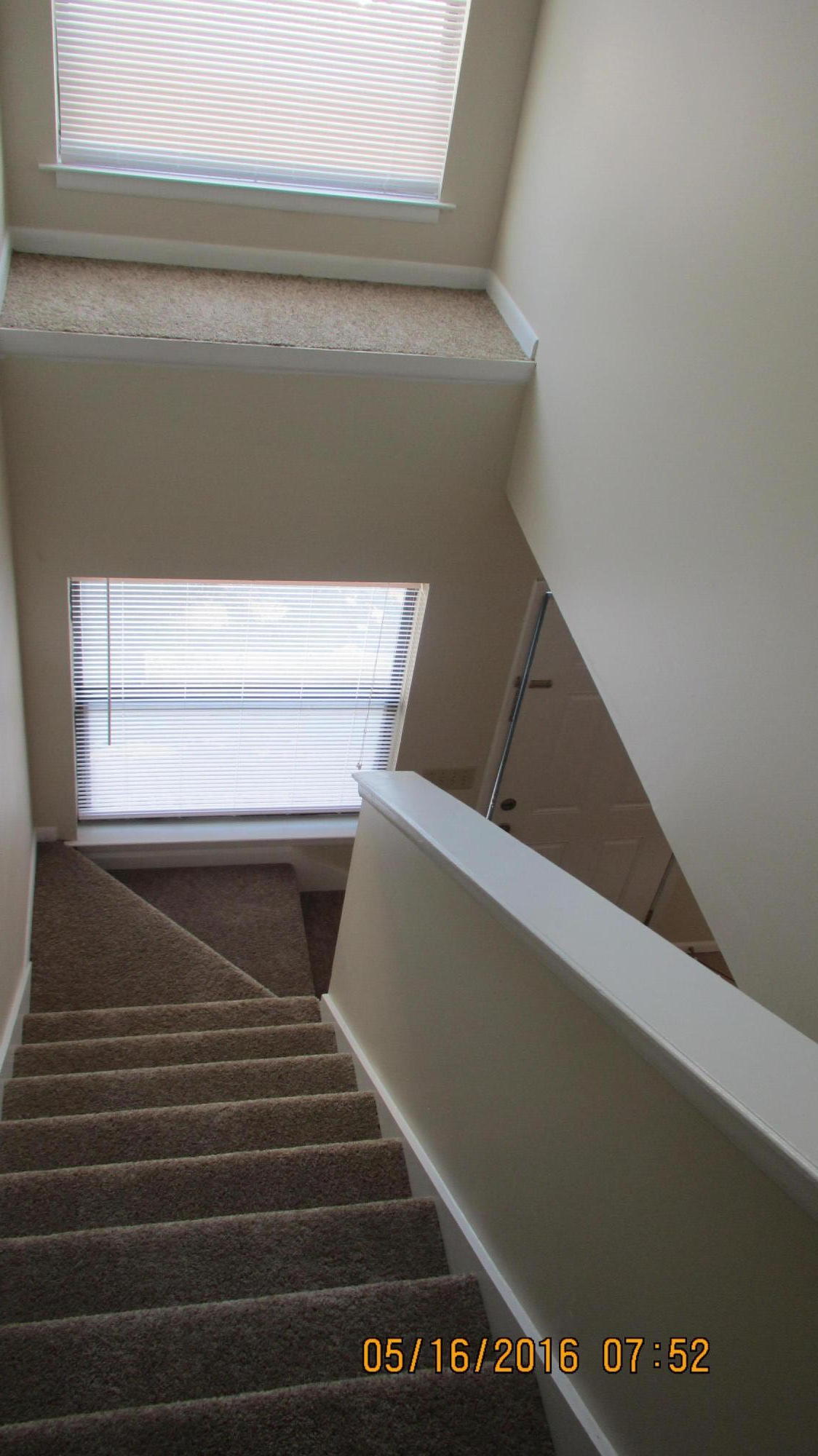 OAK TREE MANOR - Residential Lease