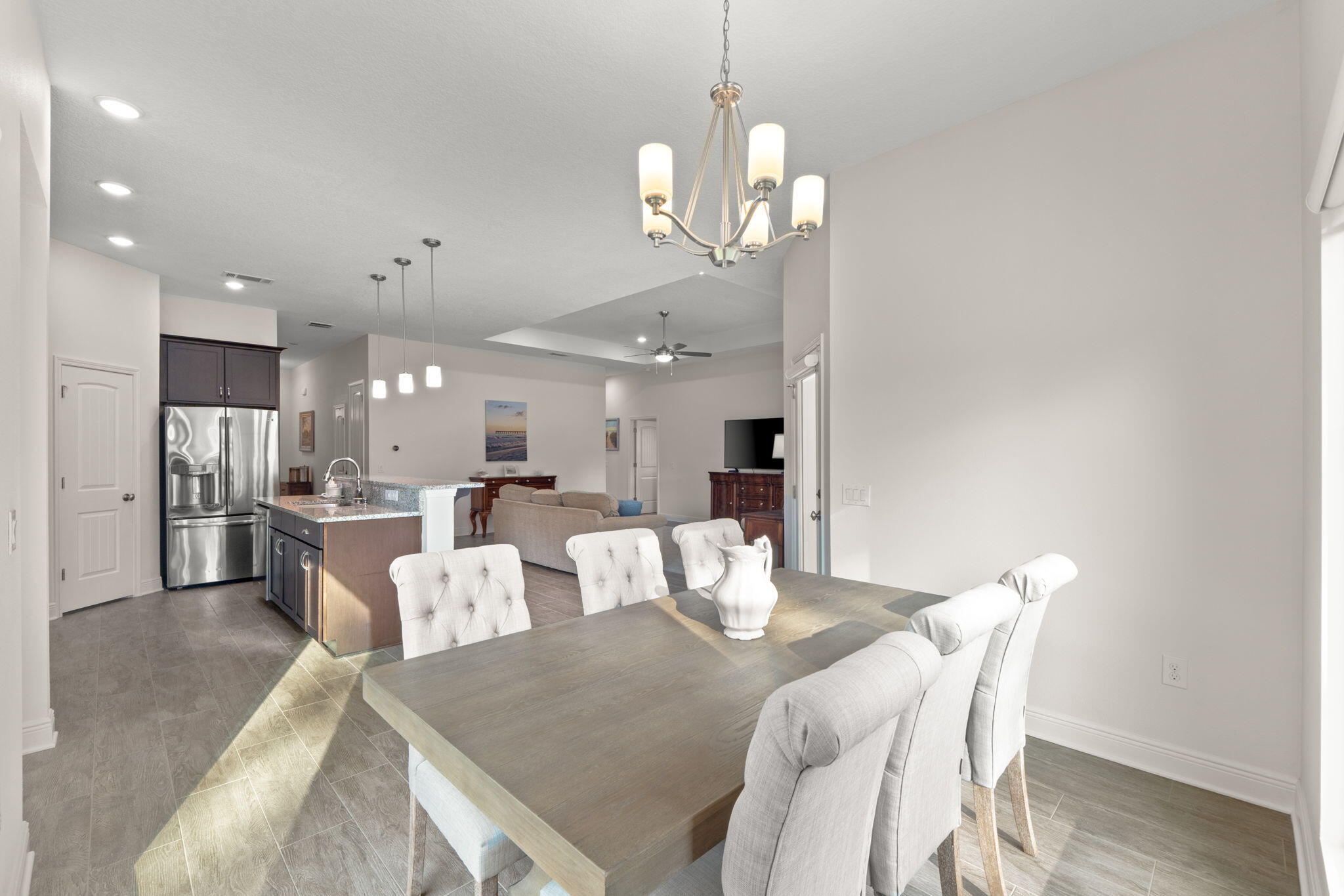 BISCAYNE POINTE - Residential