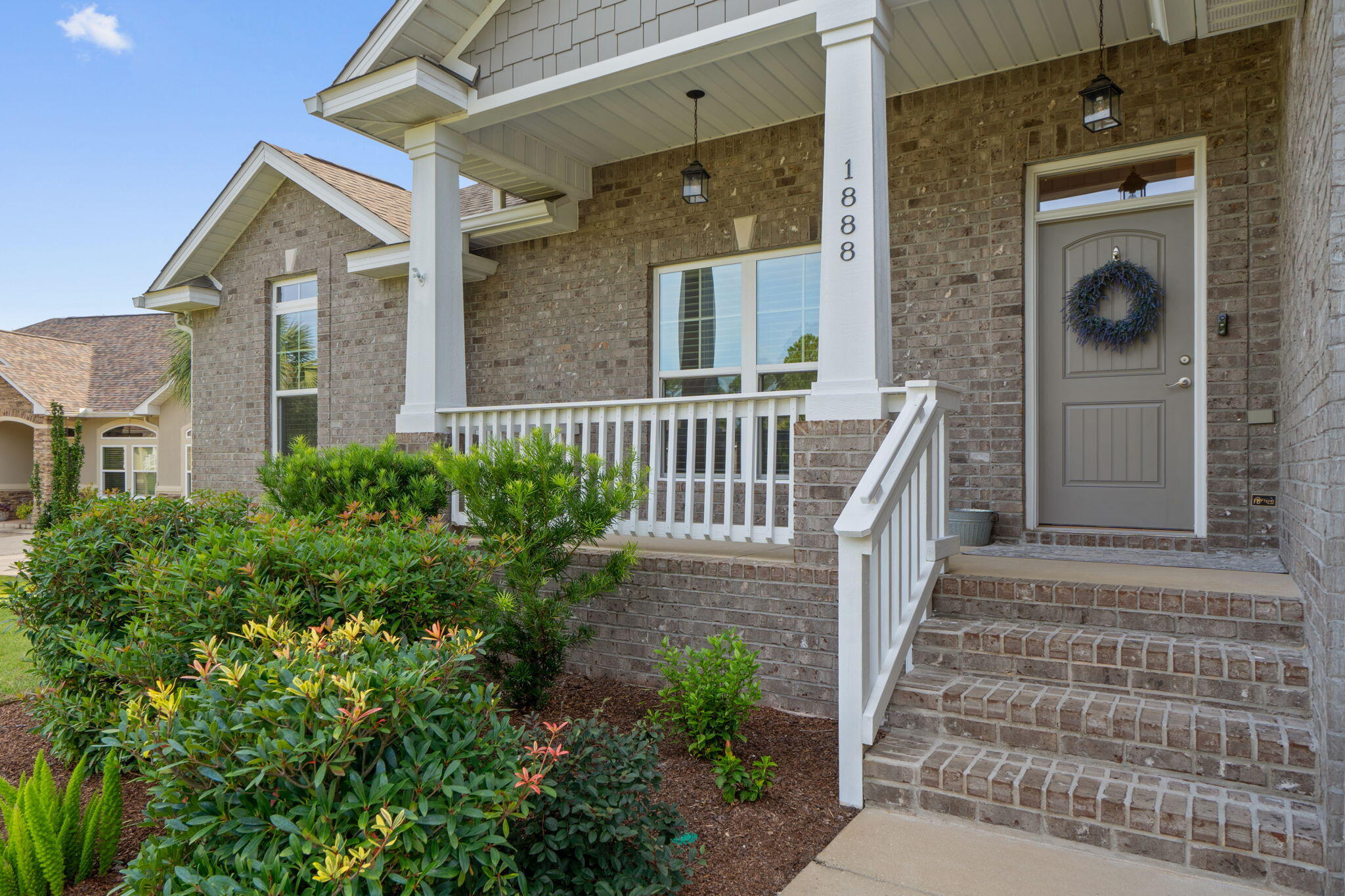 BISCAYNE POINTE - Residential