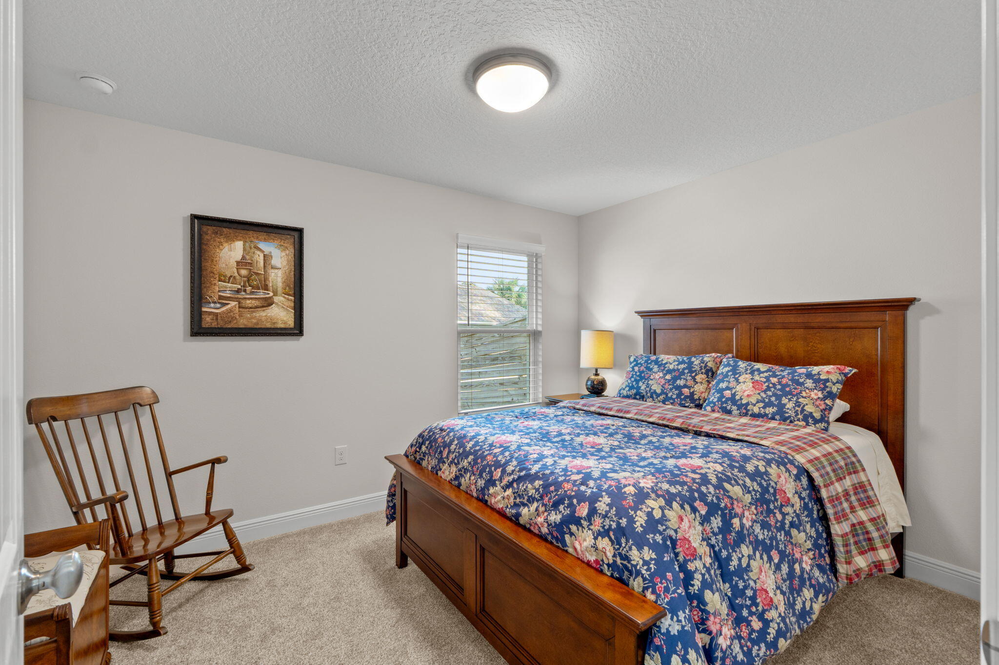 BISCAYNE POINTE - Residential