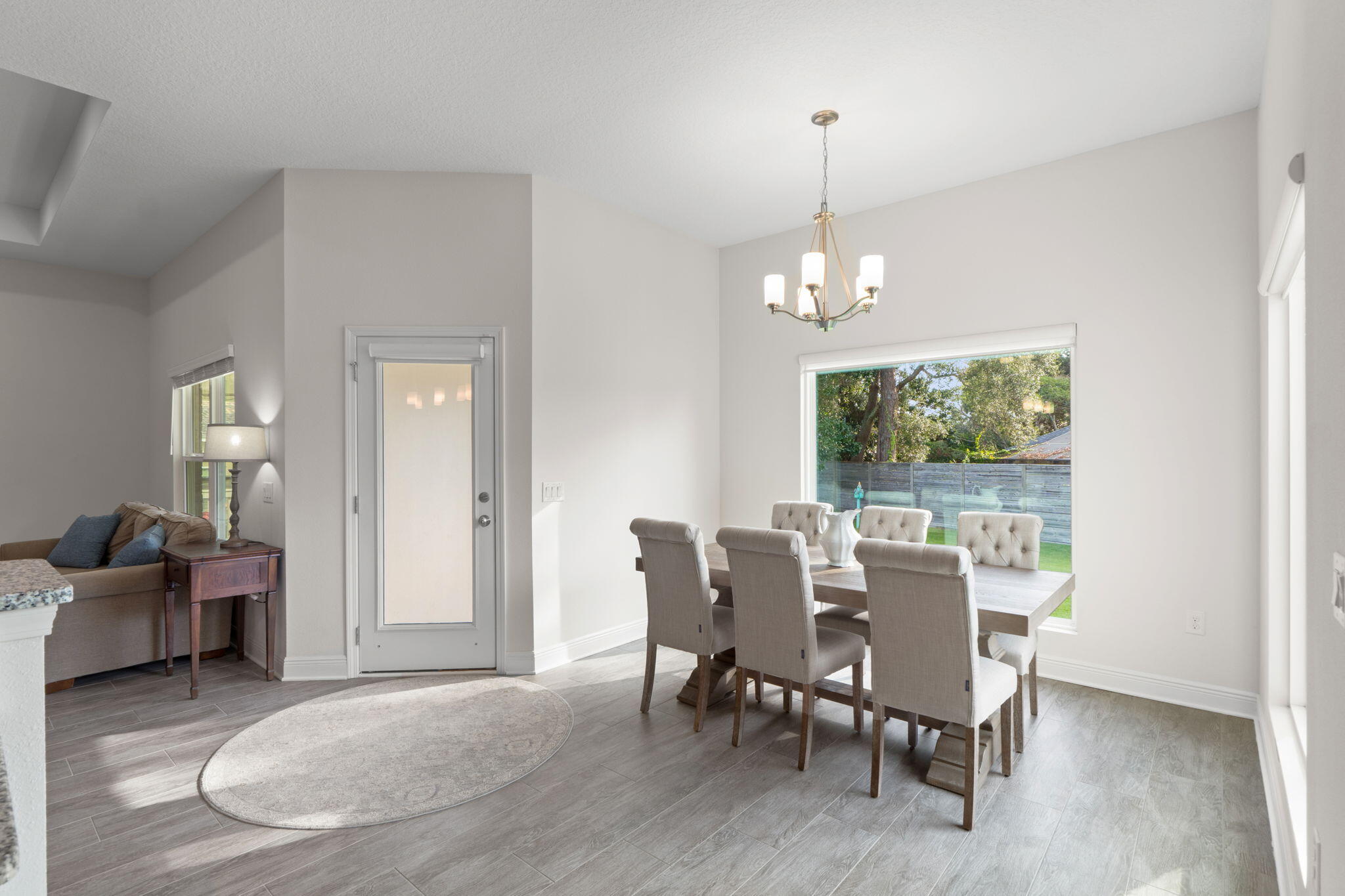 BISCAYNE POINTE - Residential