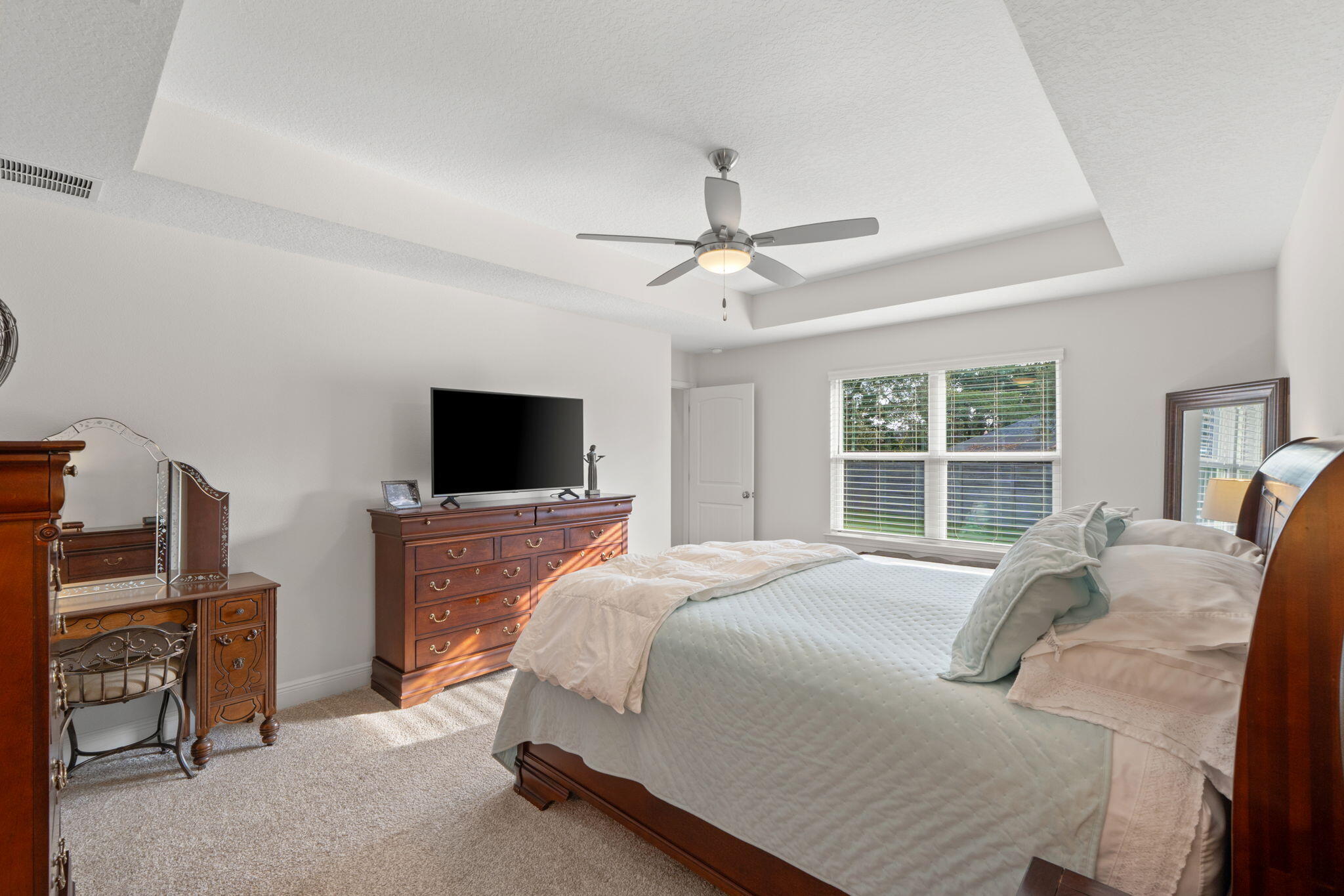 BISCAYNE POINTE - Residential