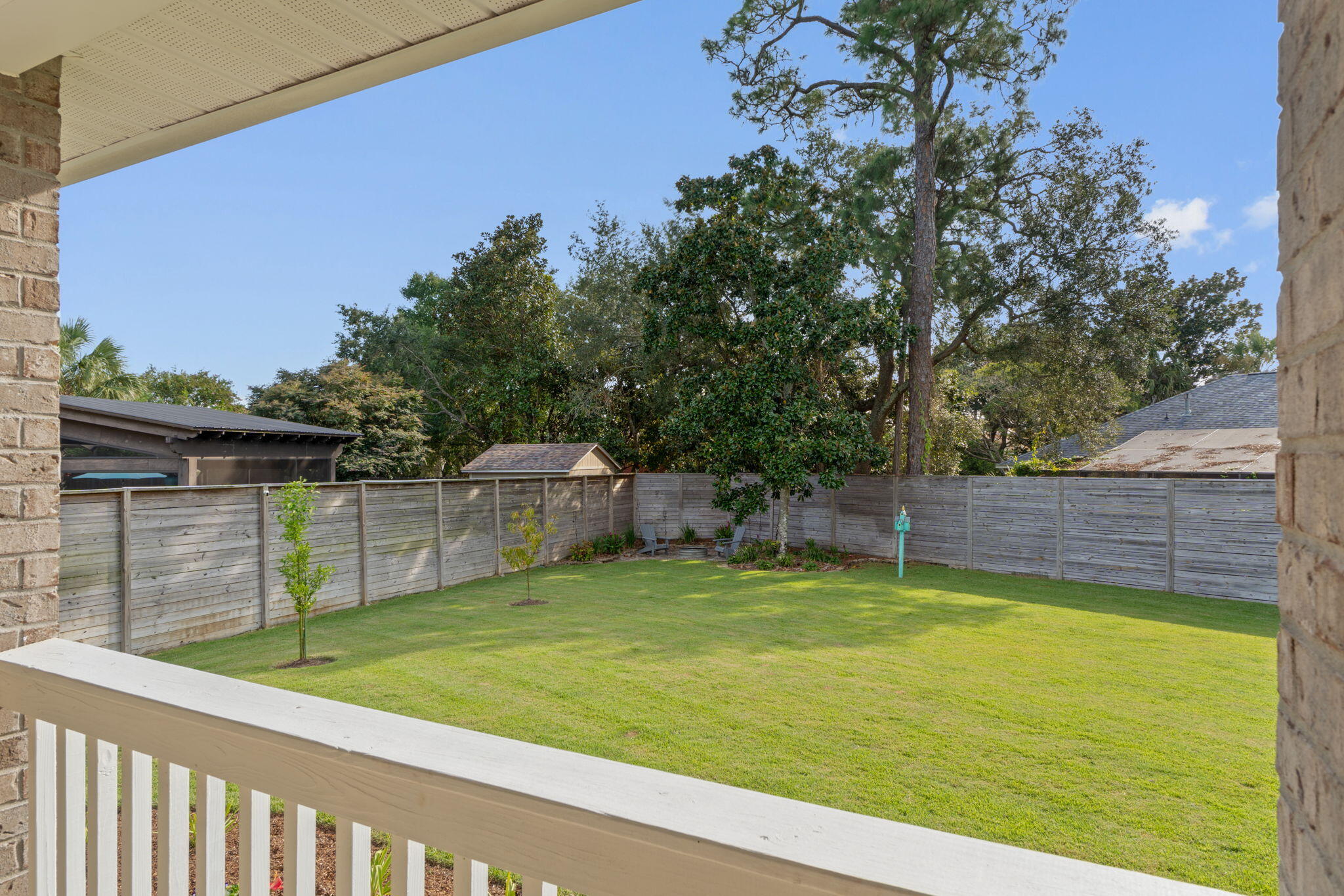 BISCAYNE POINTE - Residential