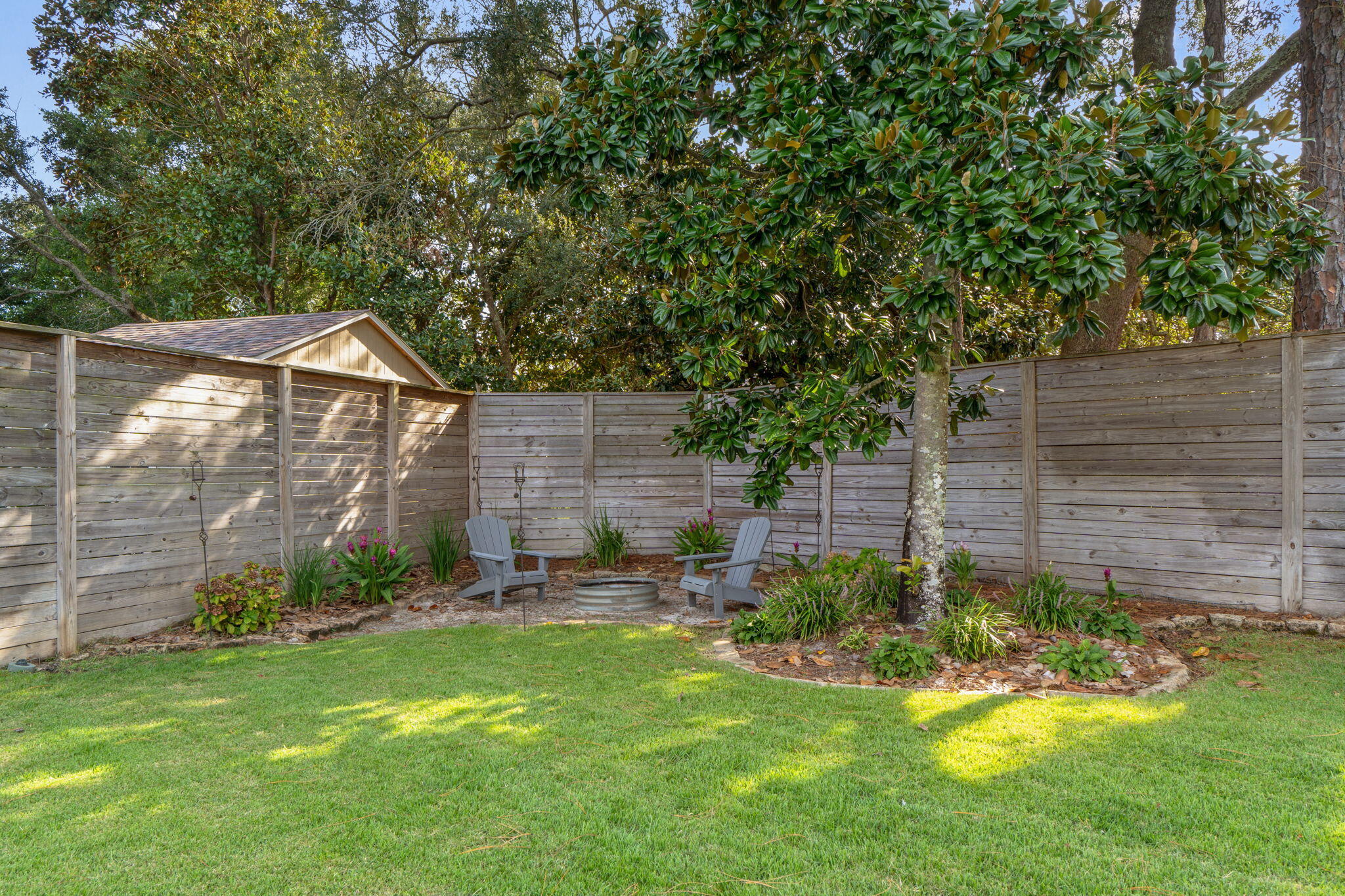 BISCAYNE POINTE - Residential