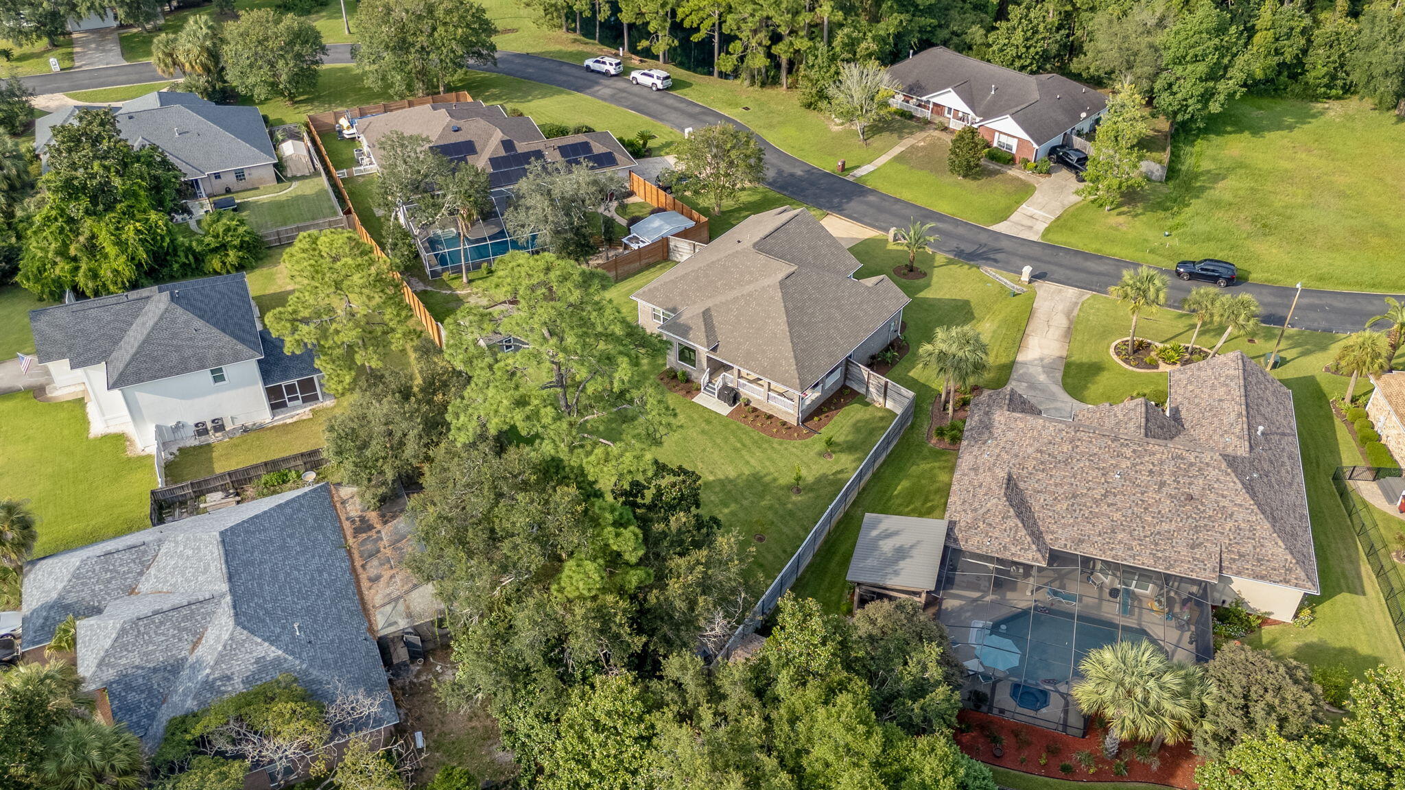 BISCAYNE POINTE - Residential