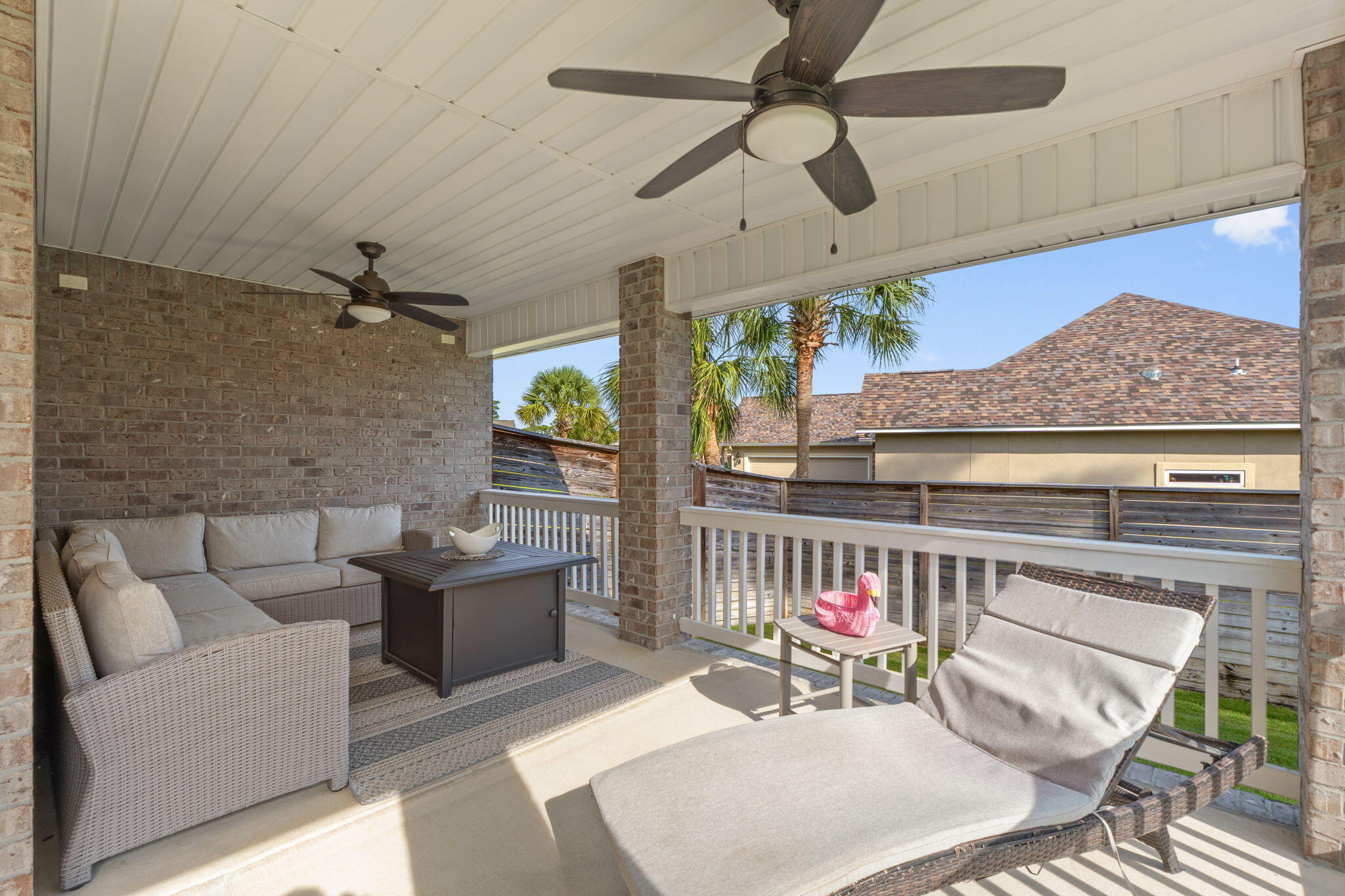 BISCAYNE POINTE - Residential