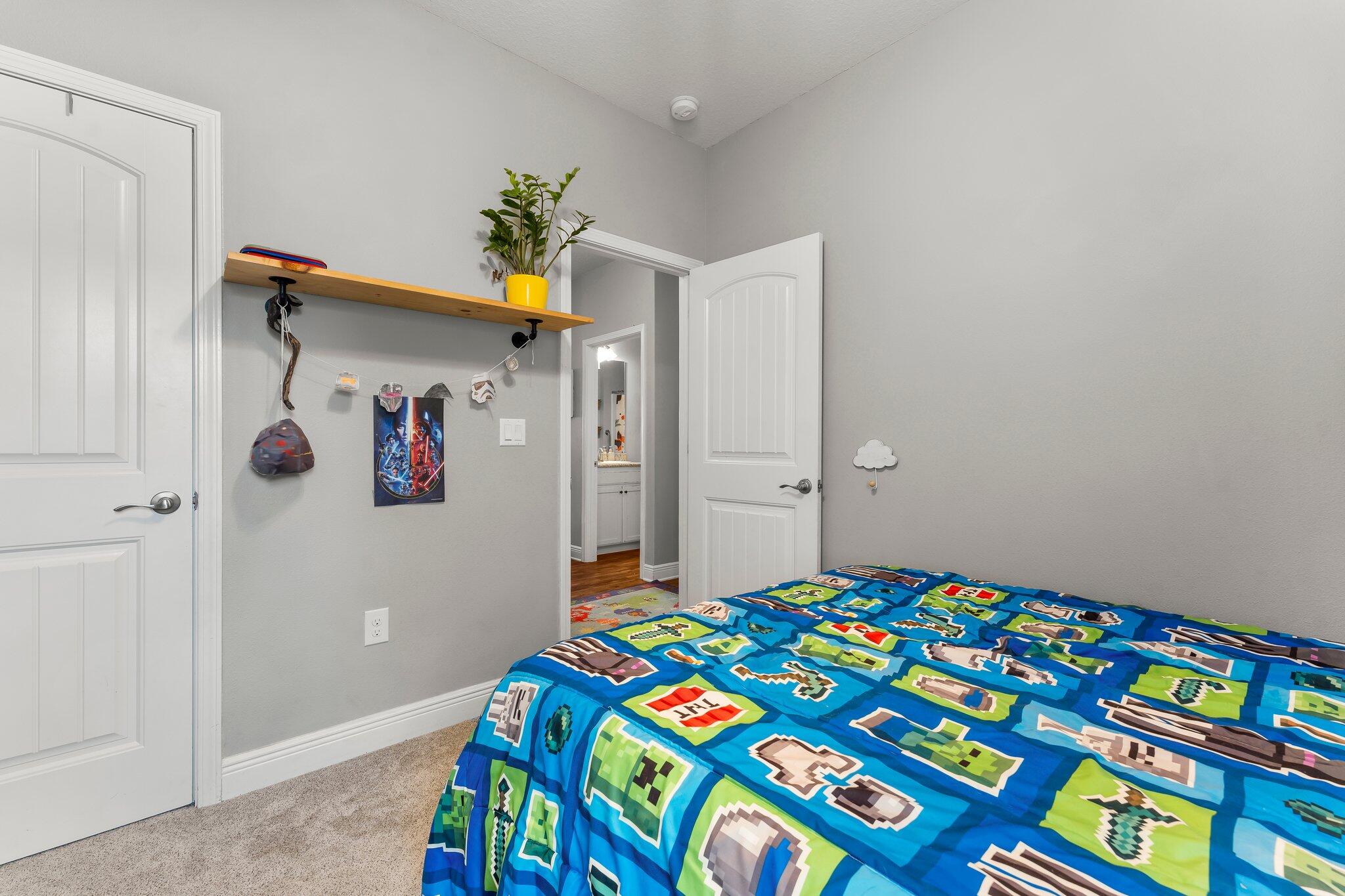 CANOPIES OF FREEPORT - Residential Lease