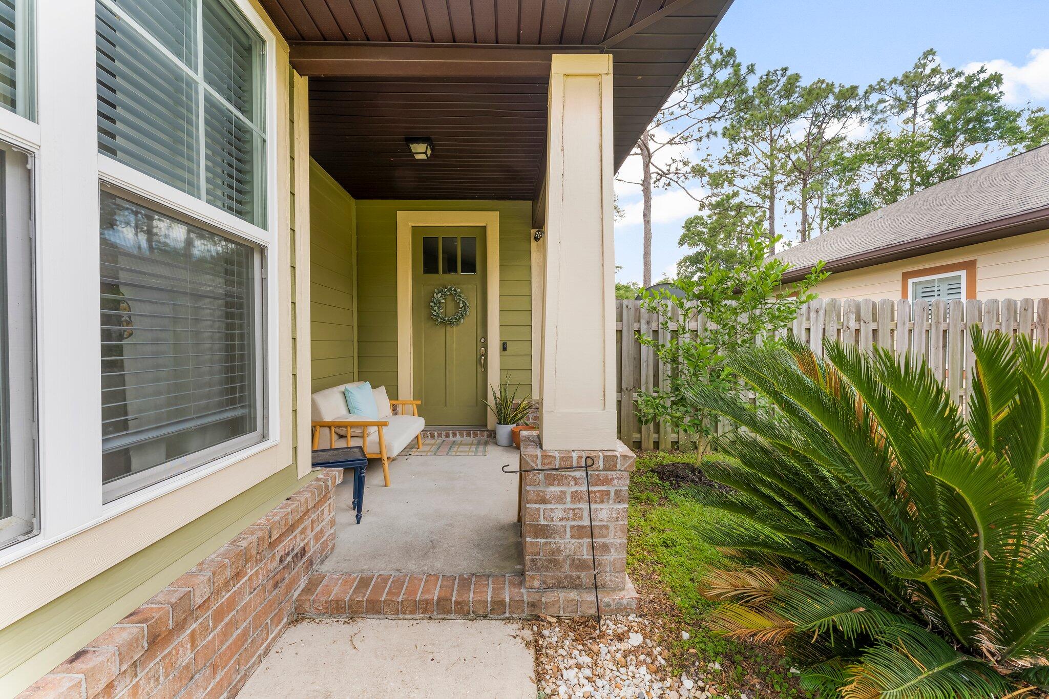 CANOPIES OF FREEPORT - Residential Lease