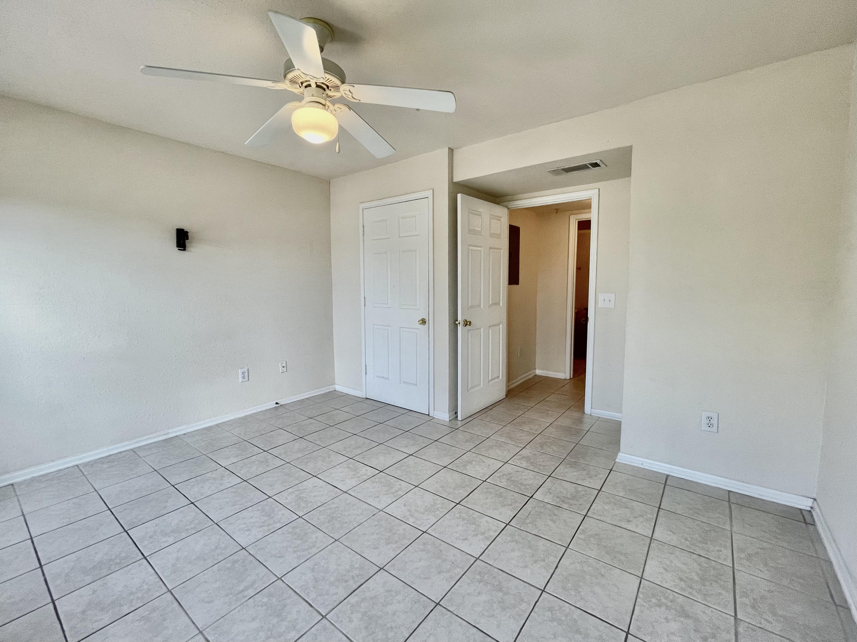 INDIAN LAKE - Residential