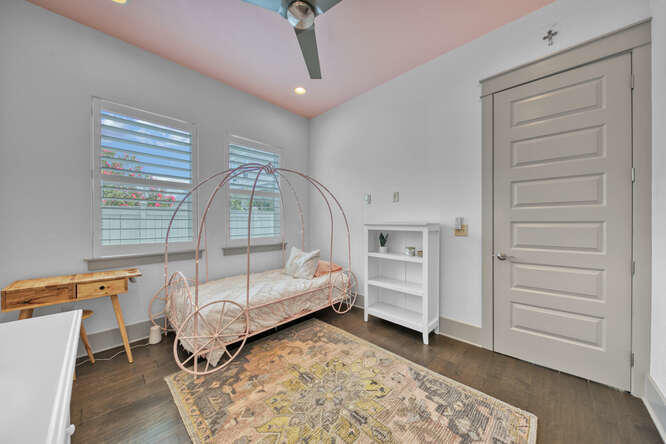FRANGISTA BEACH 3RD EDITION - Residential