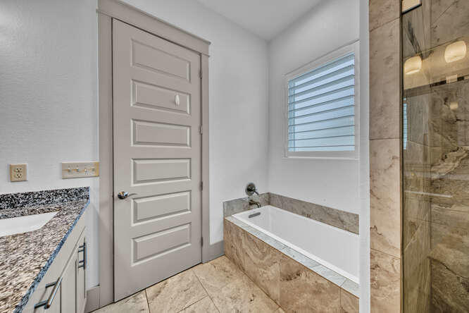 FRANGISTA BEACH 3RD EDITION - Residential