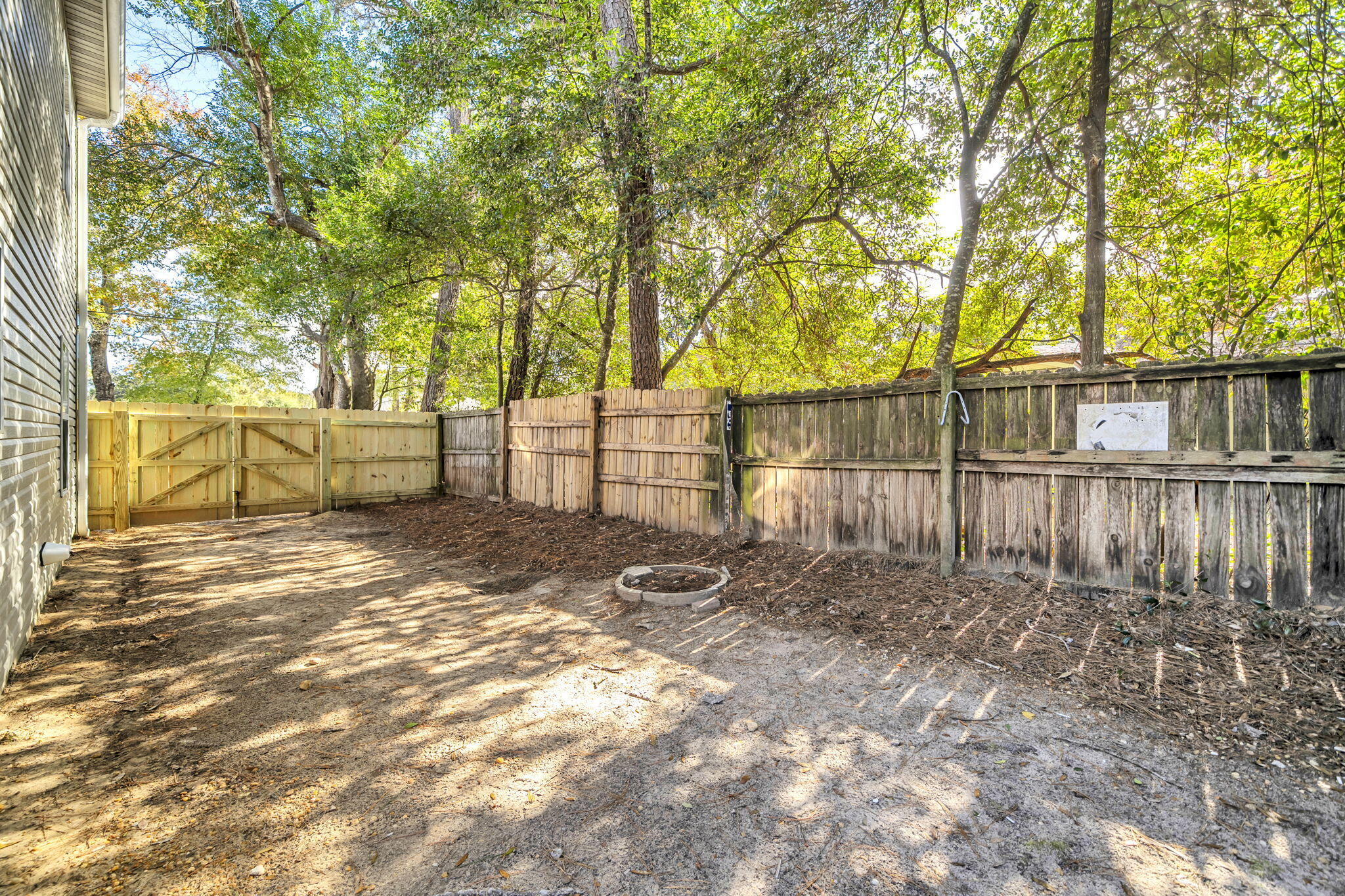 MORRIS ADDN TO CRESTVIEW - Residential