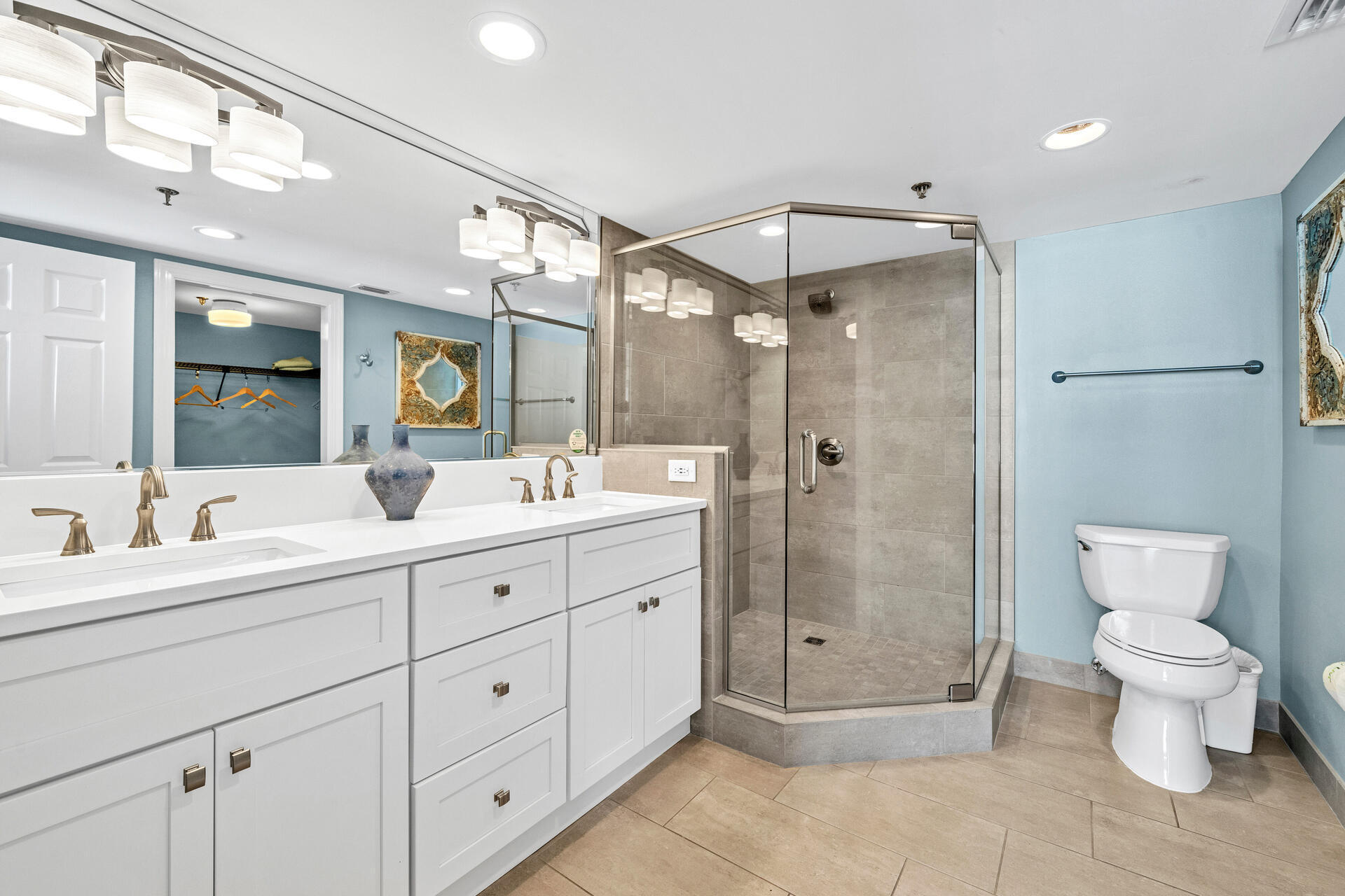 BEACHSIDE TWO - Residential