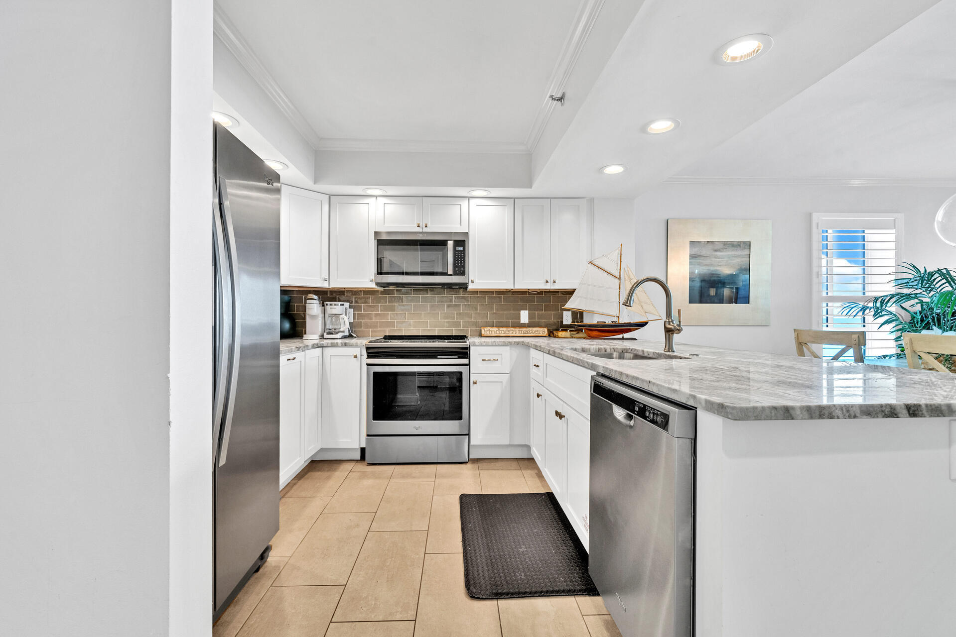 BEACHSIDE TWO - Residential