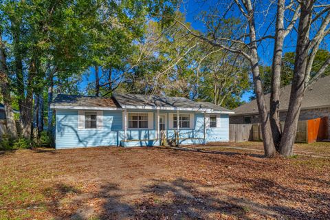 A home in Niceville