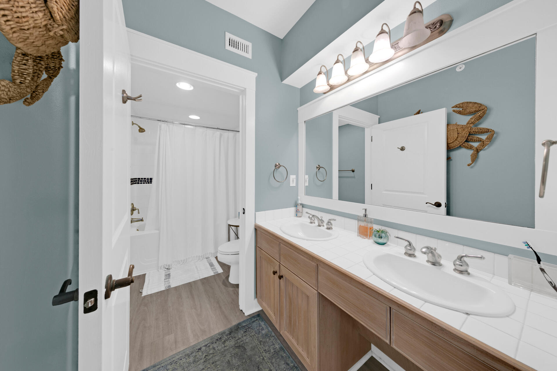 MARKET STREET INN - Residential