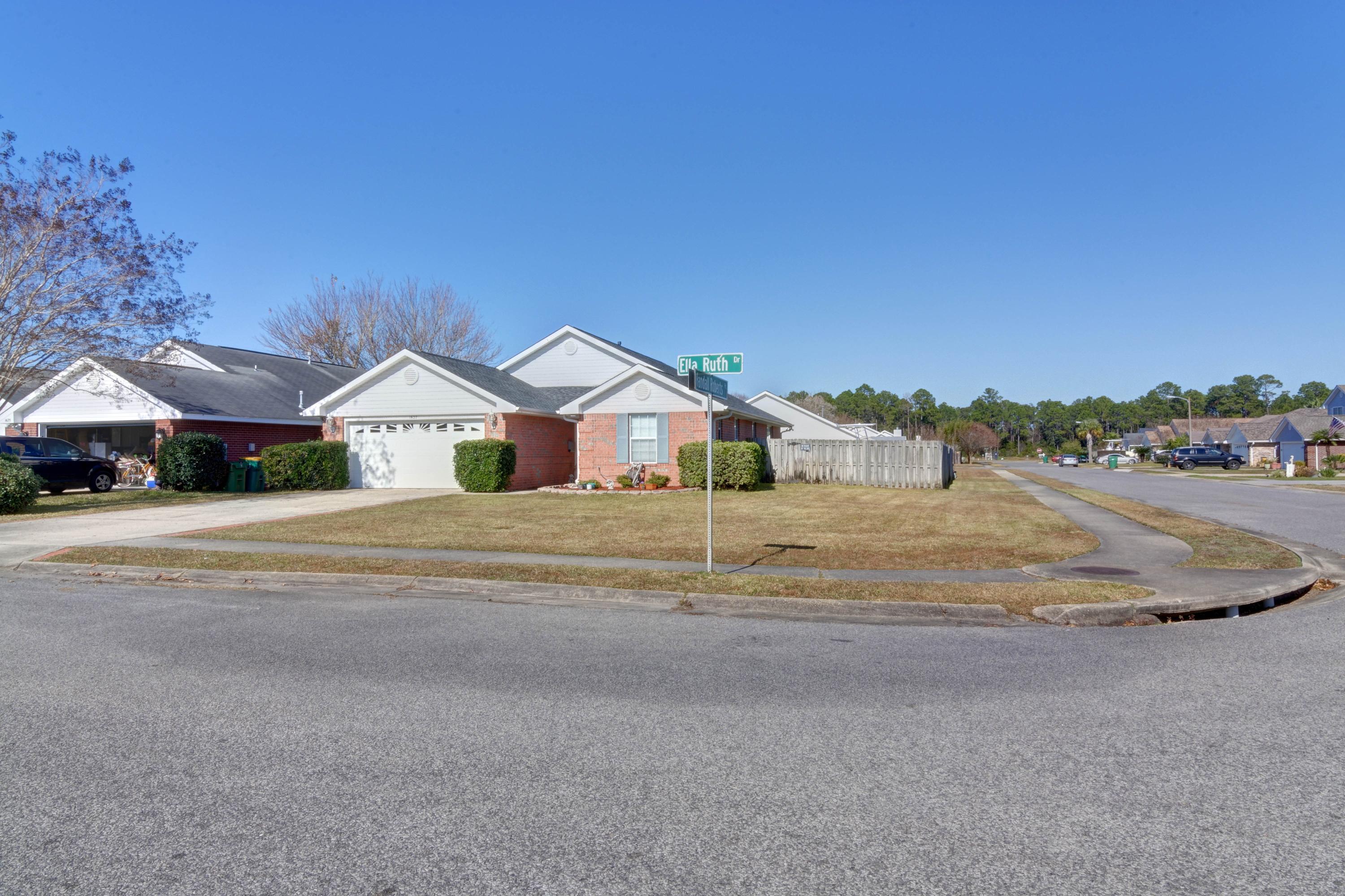 EMERALD VILLAGE S/D - Residential