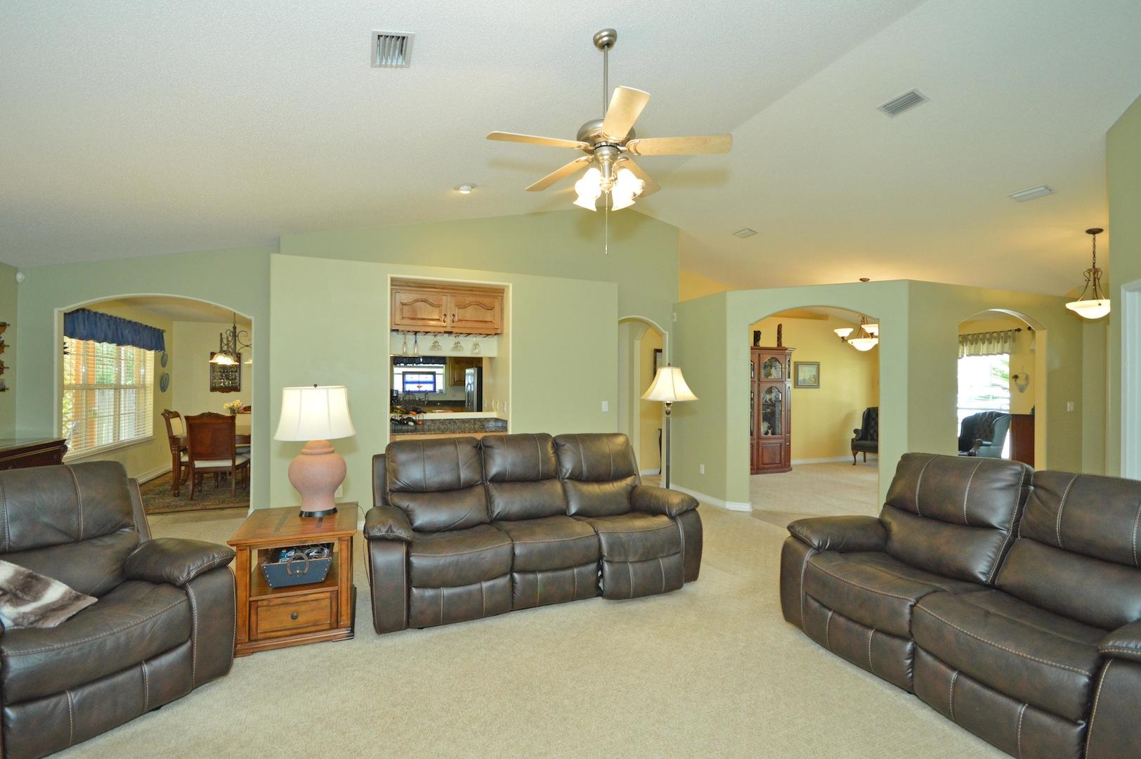 HOLLEY BY THE SEA - Residential