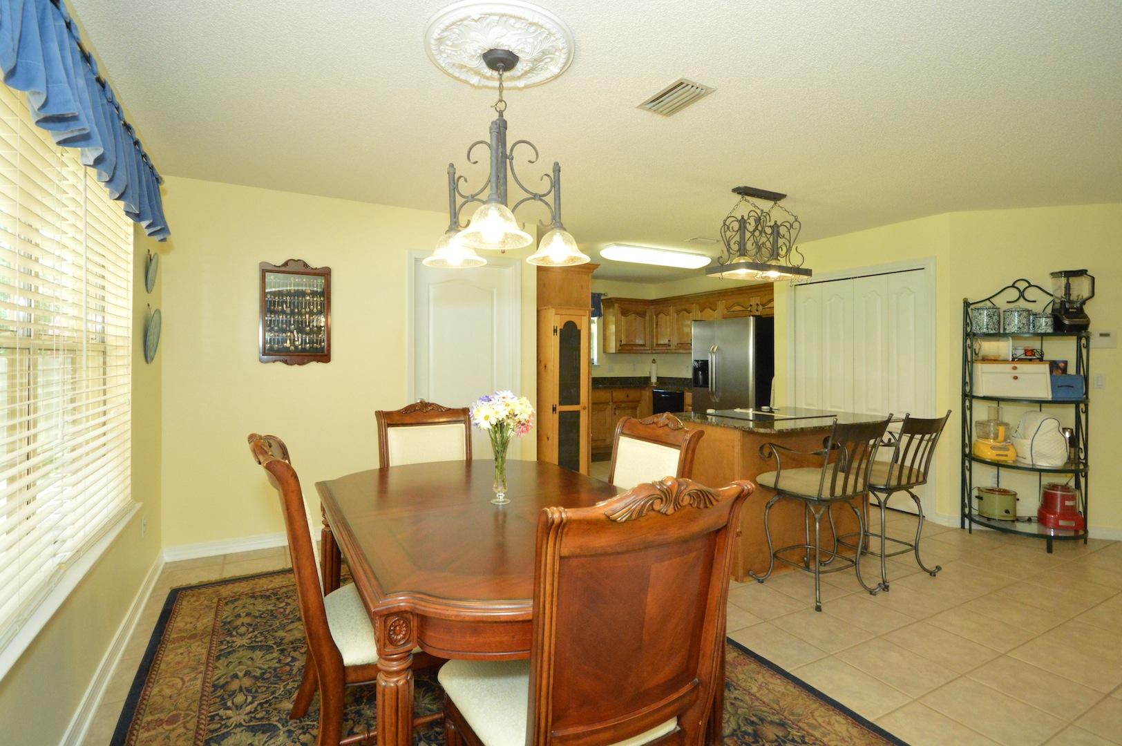 HOLLEY BY THE SEA - Residential