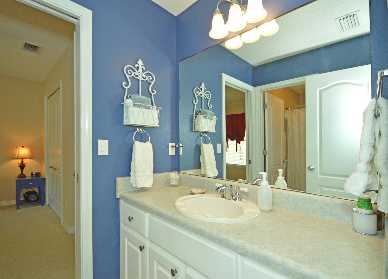 HOLLEY BY THE SEA - Residential