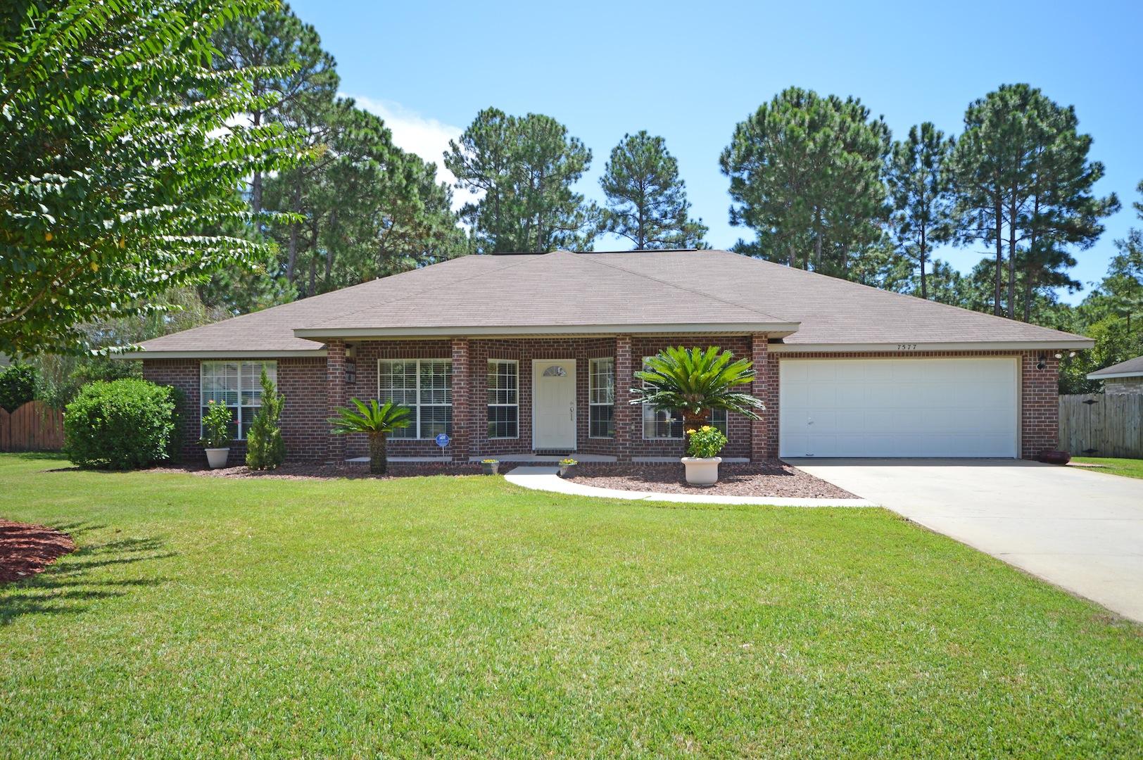 HOLLEY BY THE SEA - Residential