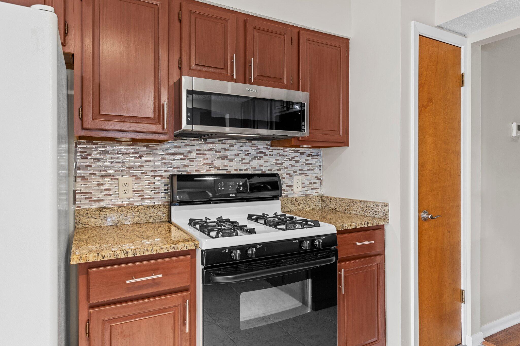 VALPARAISO PINECREST 5 - Residential